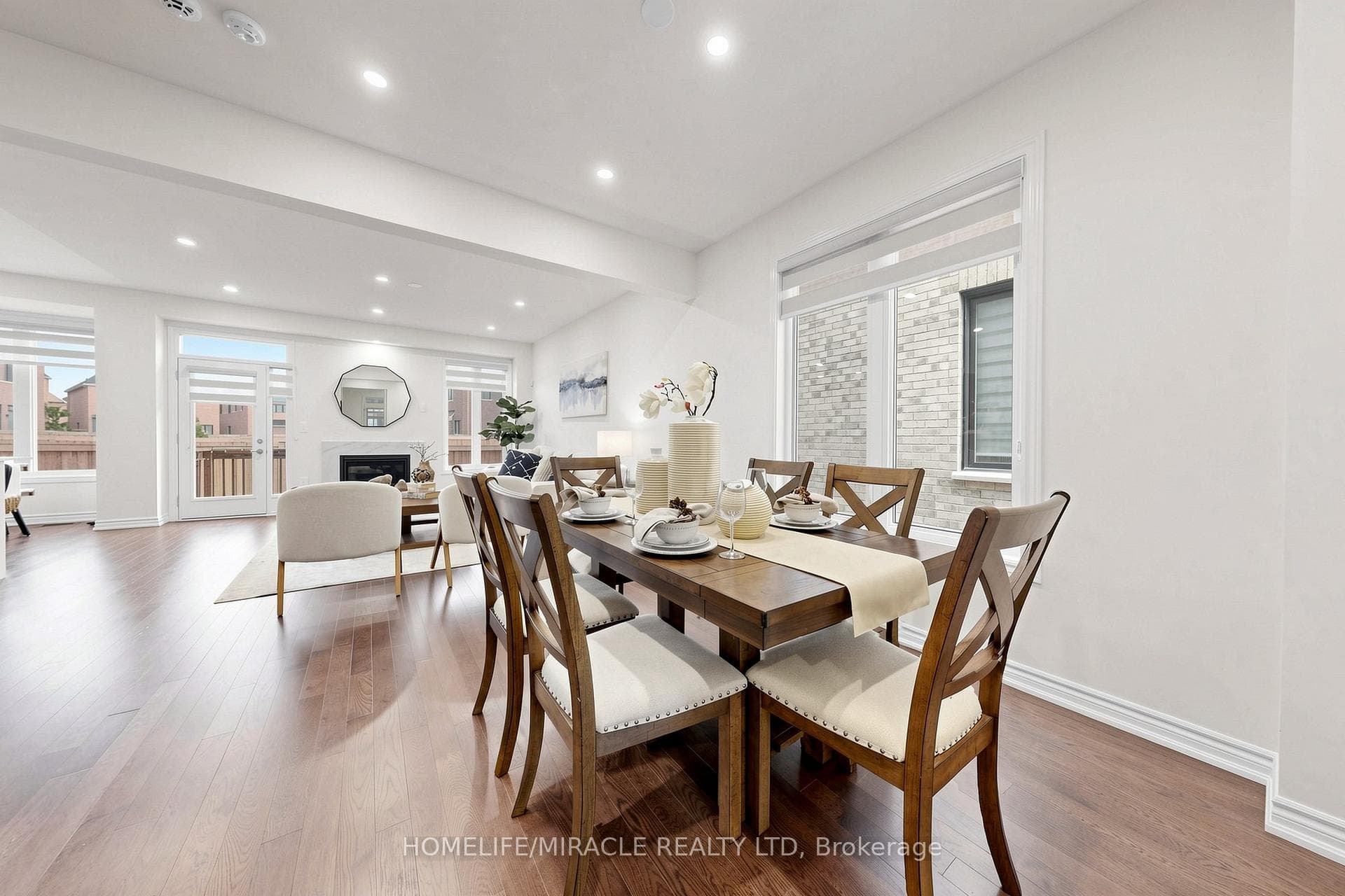 1492 Kitchen Court photo 15