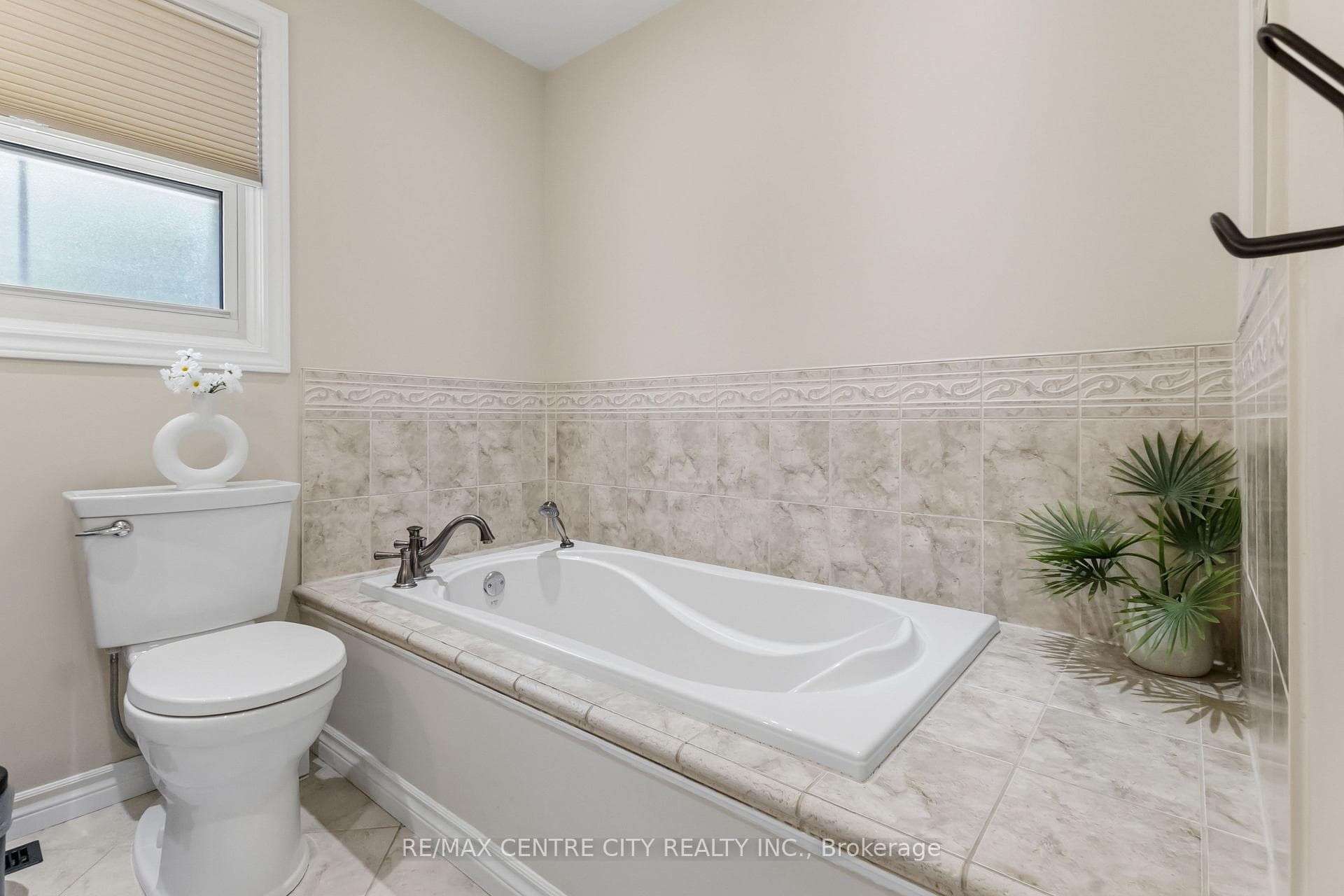 1082 Chippewa Drive photo 25