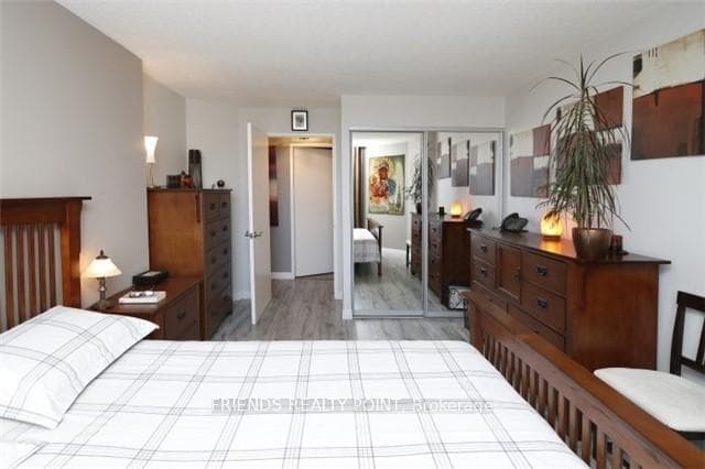 4185 Shipp Drive Unit 913 photo 11
