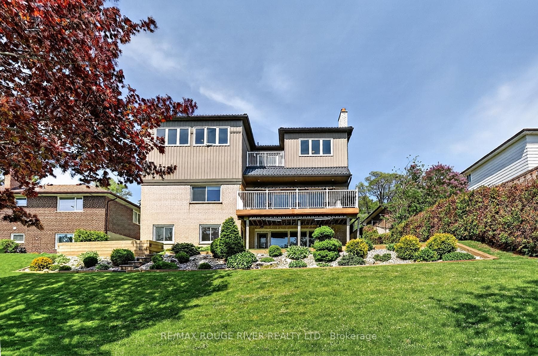 250 Ridgewood Road photo 39