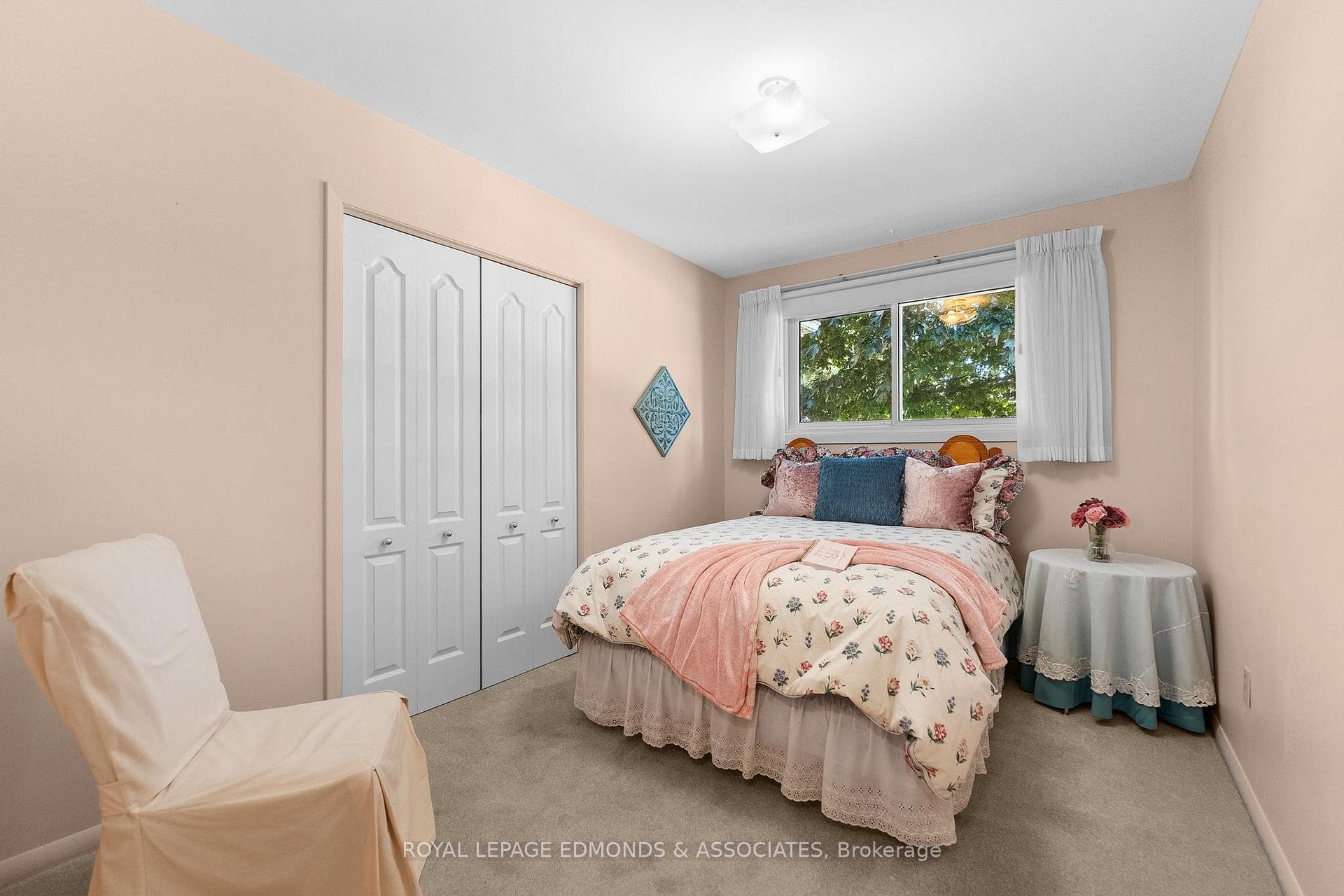 397 Chamberlain Street photo 22