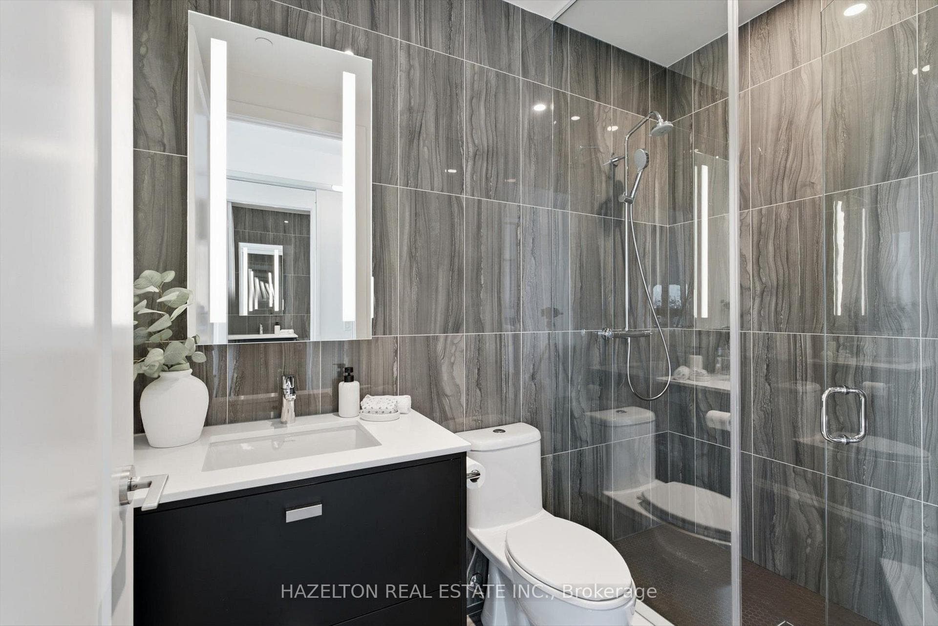 Primary Ensuite Bathroom