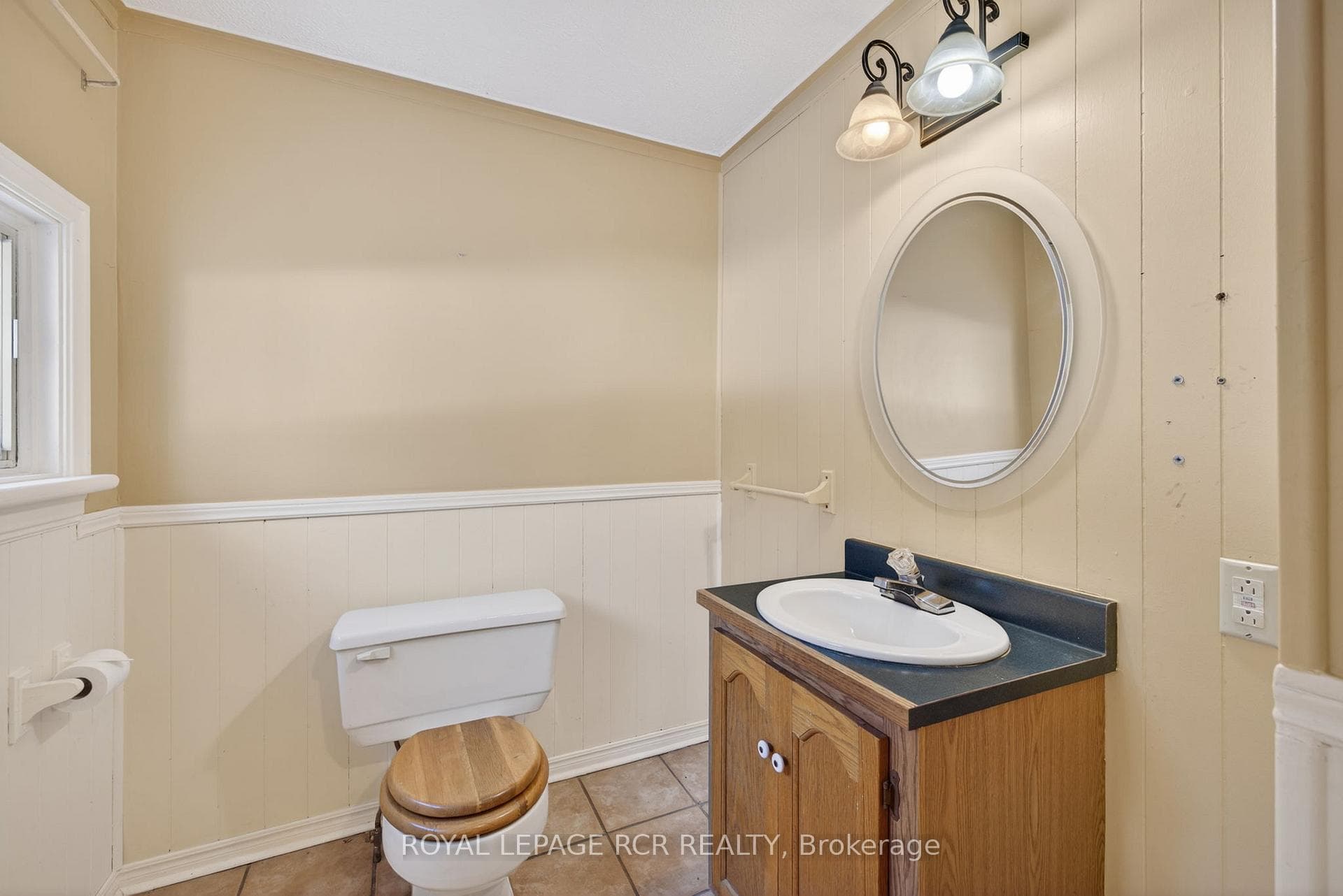 Main floor washroom