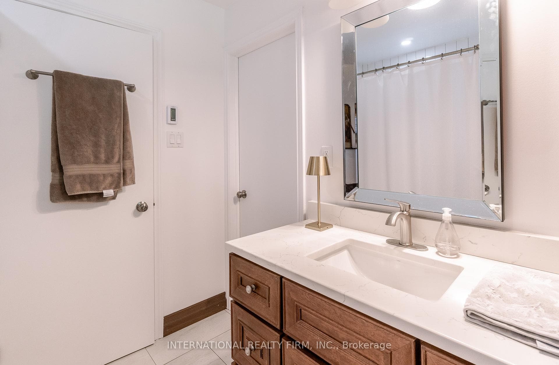 Semi-ensuite.