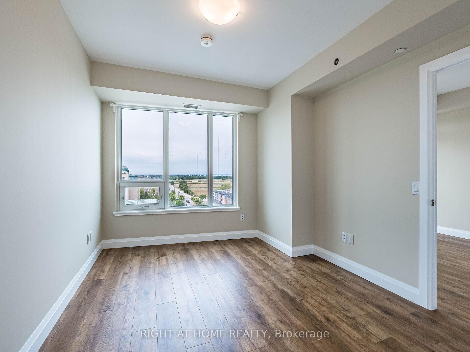 385 Winston Road Unit 804 photo 36