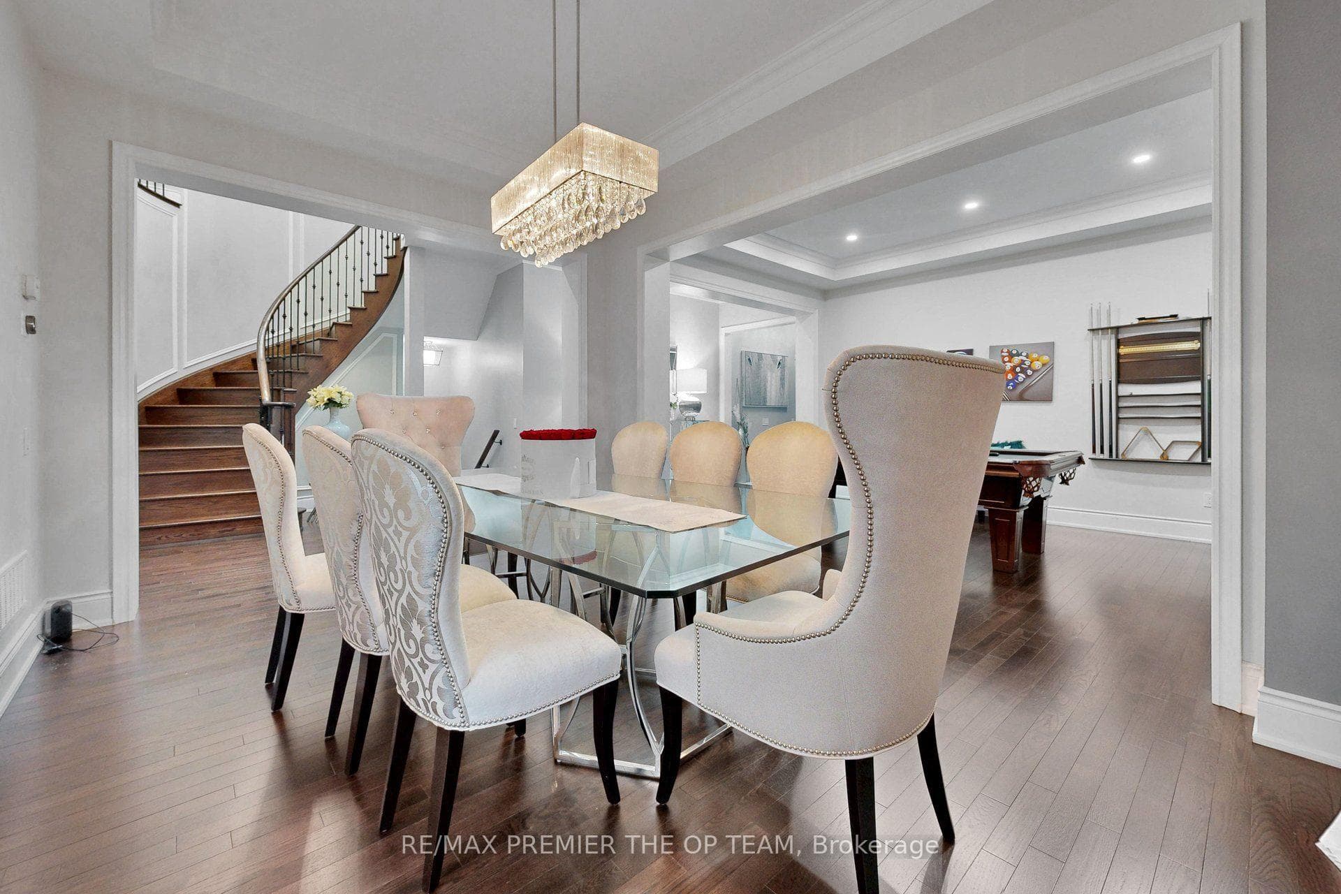 60 Chesney Crescent photo 10