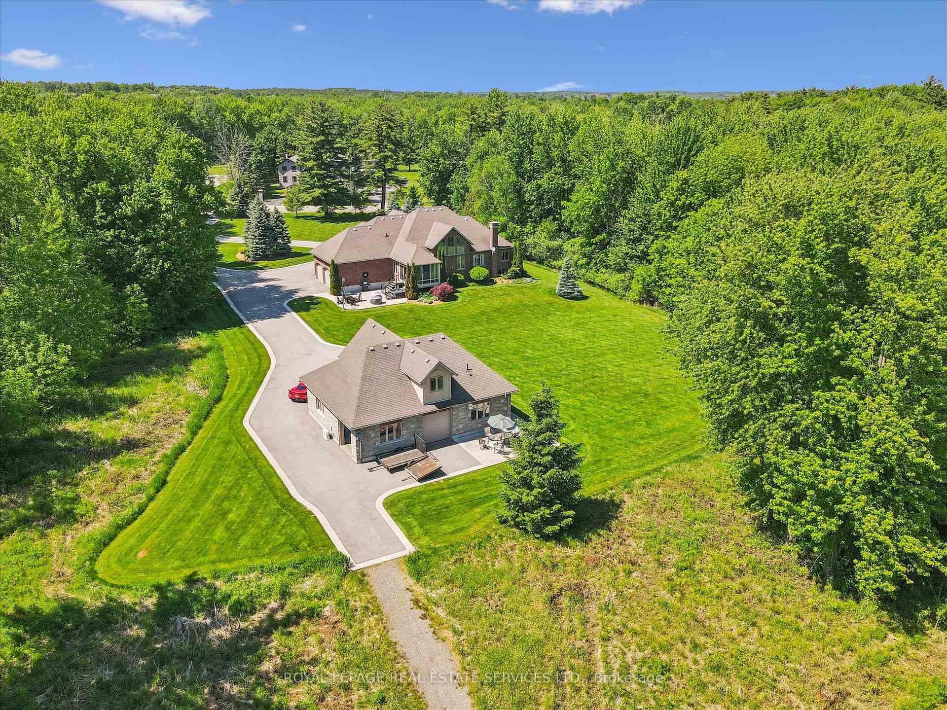 Experience Country Living at its Finest!