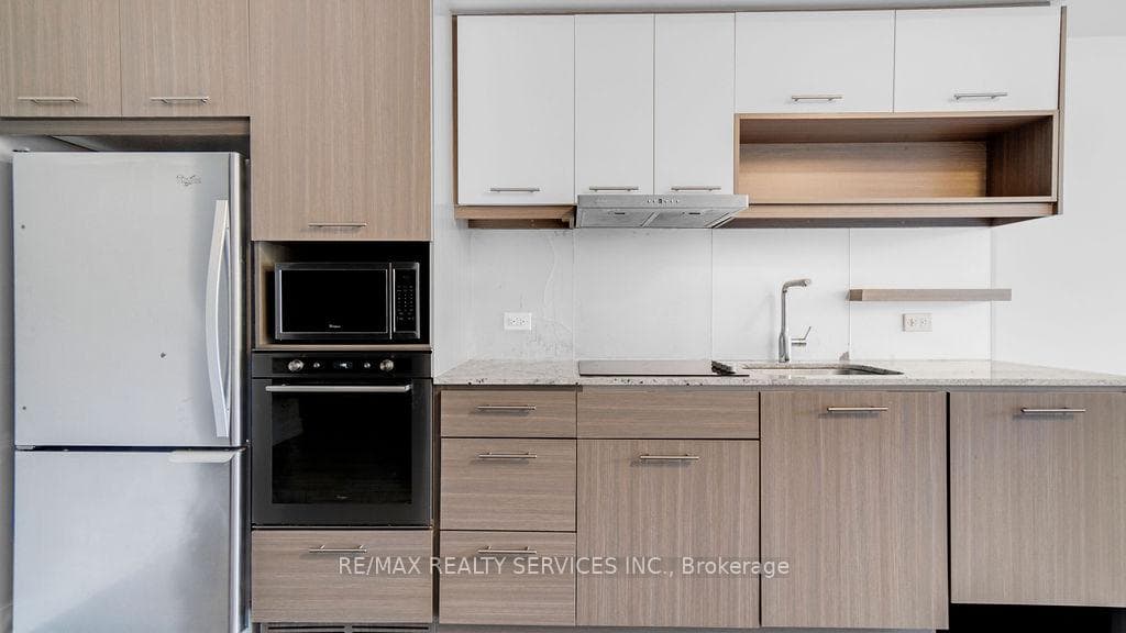 170 Chiltern Hill Road Unit 202 photo 10