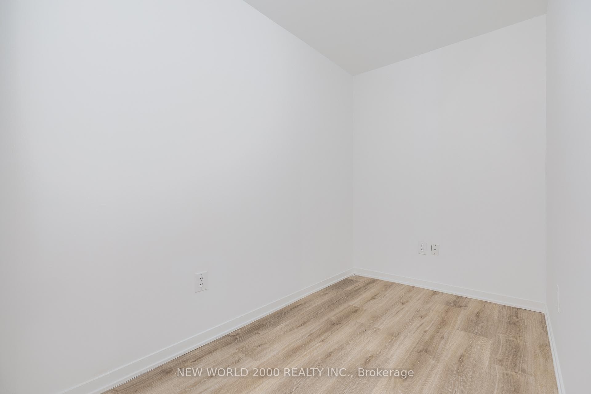 101 Roehampton Avenue Unit 2002 photo 8