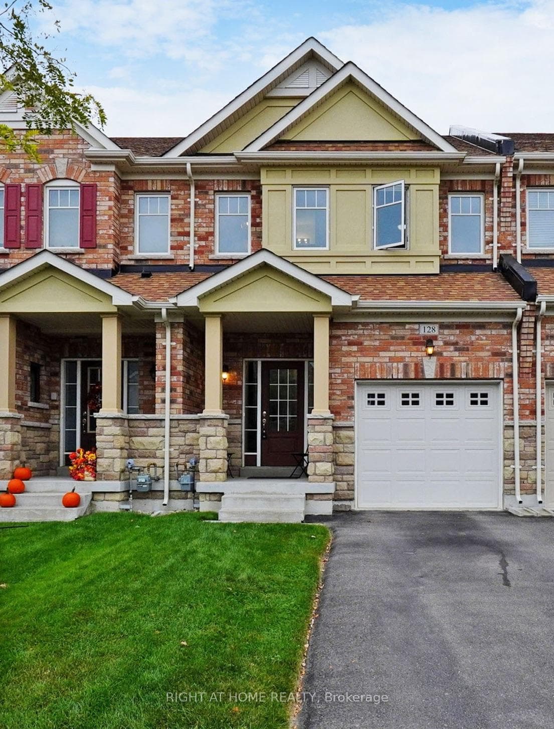 128 Kellington Trail photo 1