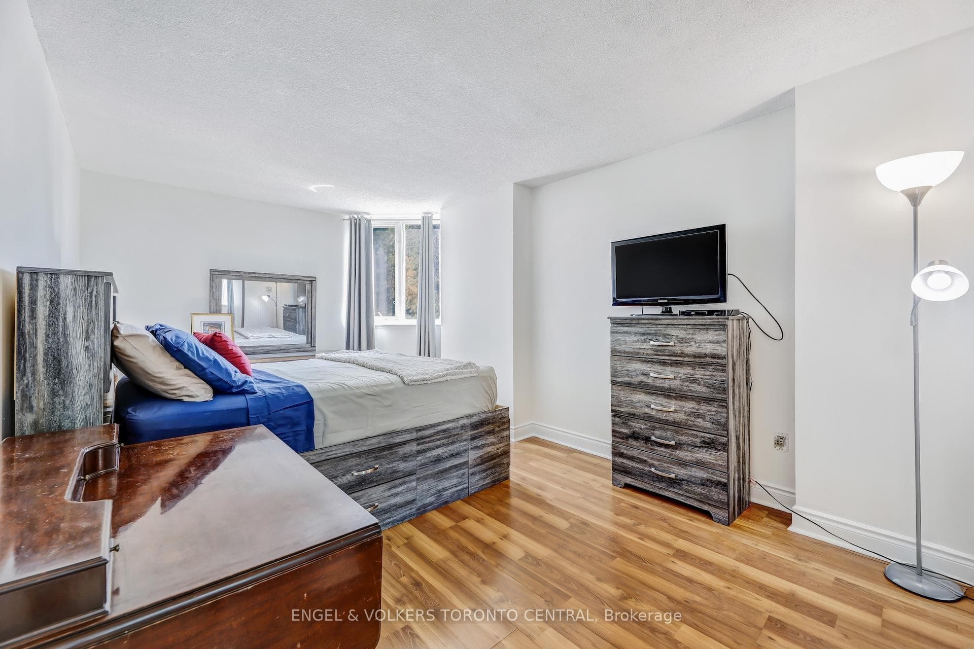 15 Sewells Road Unit 207 photo 15