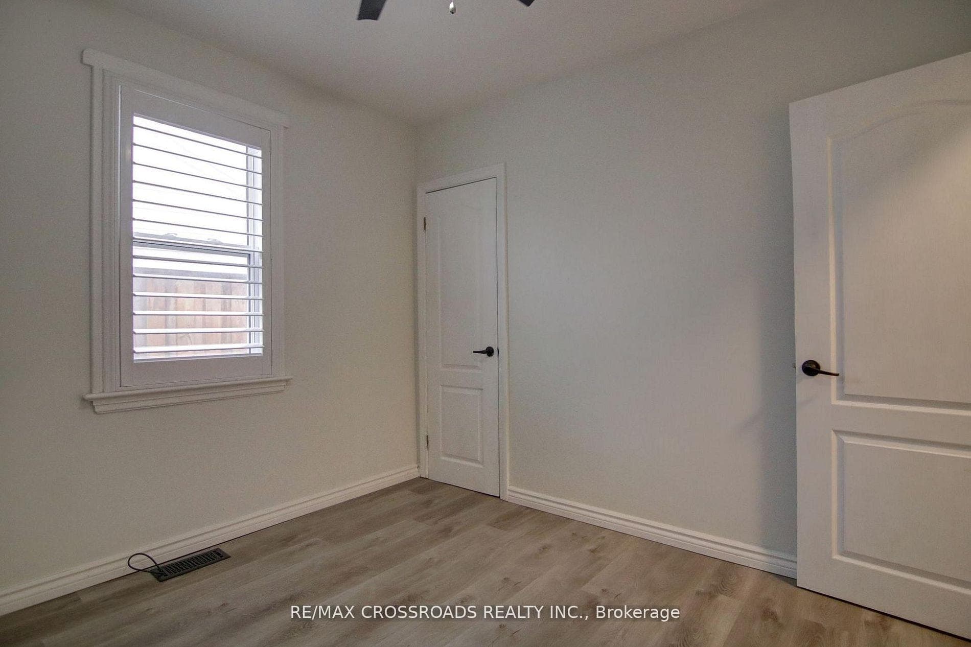 814 Nicholls Street photo 18