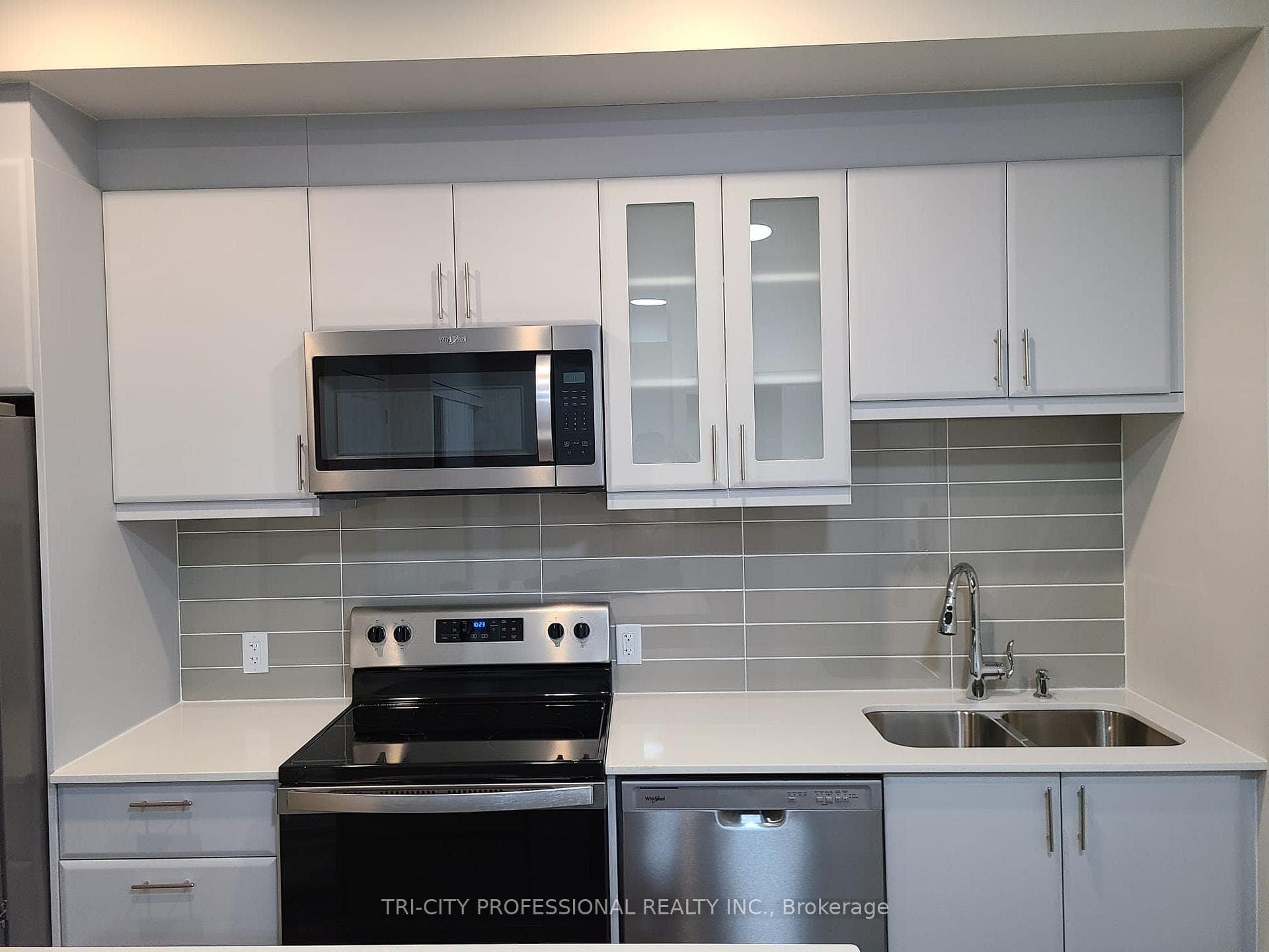 50 Herrick Avenue Unit LP05 photo 5