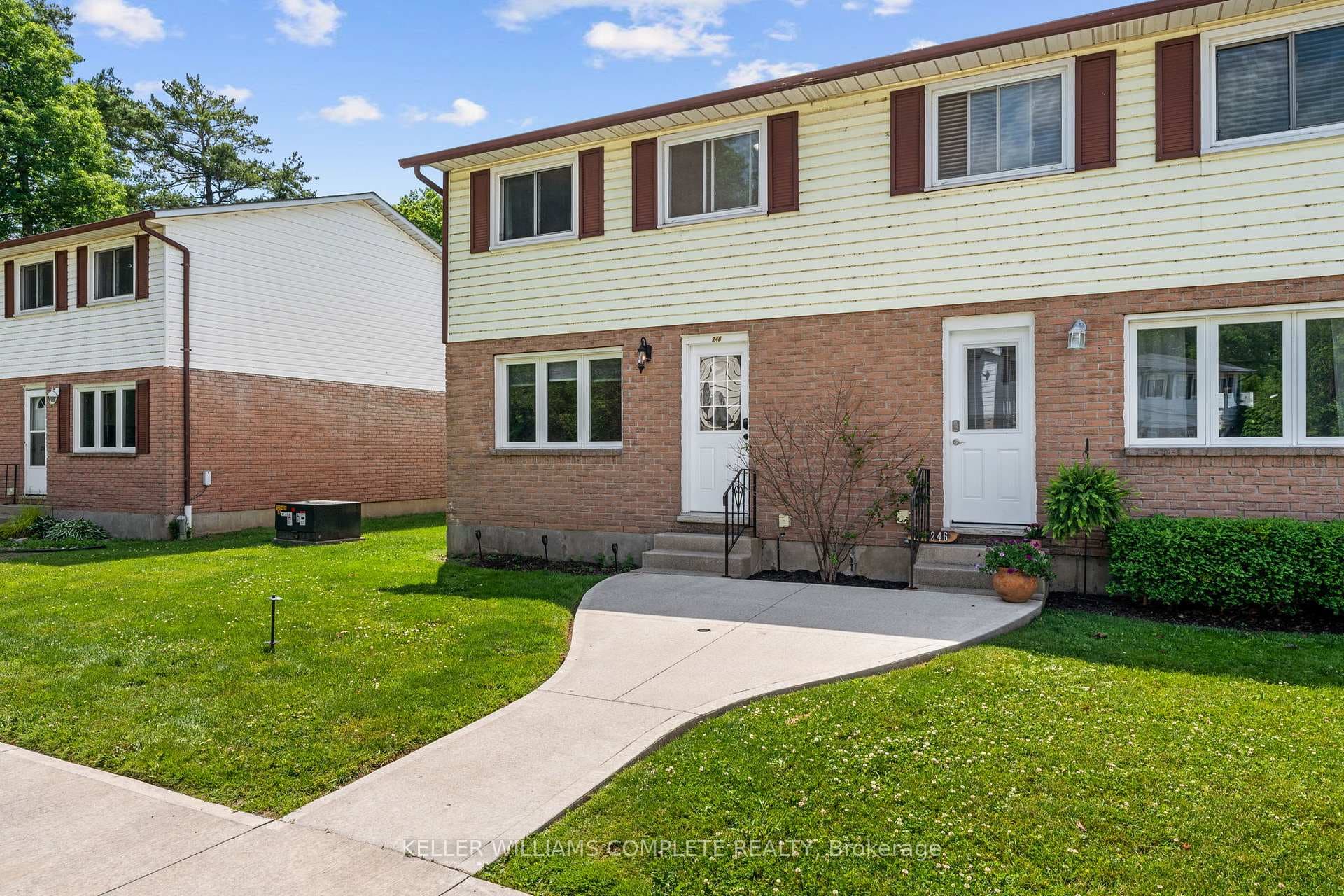 248 Richardson Drive photo 3