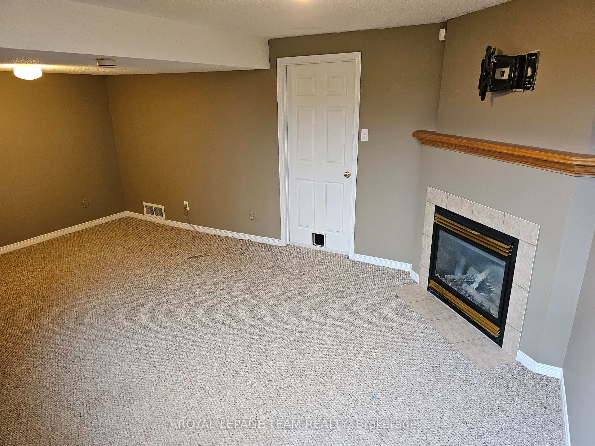 951 Goose River Avenue photo 23