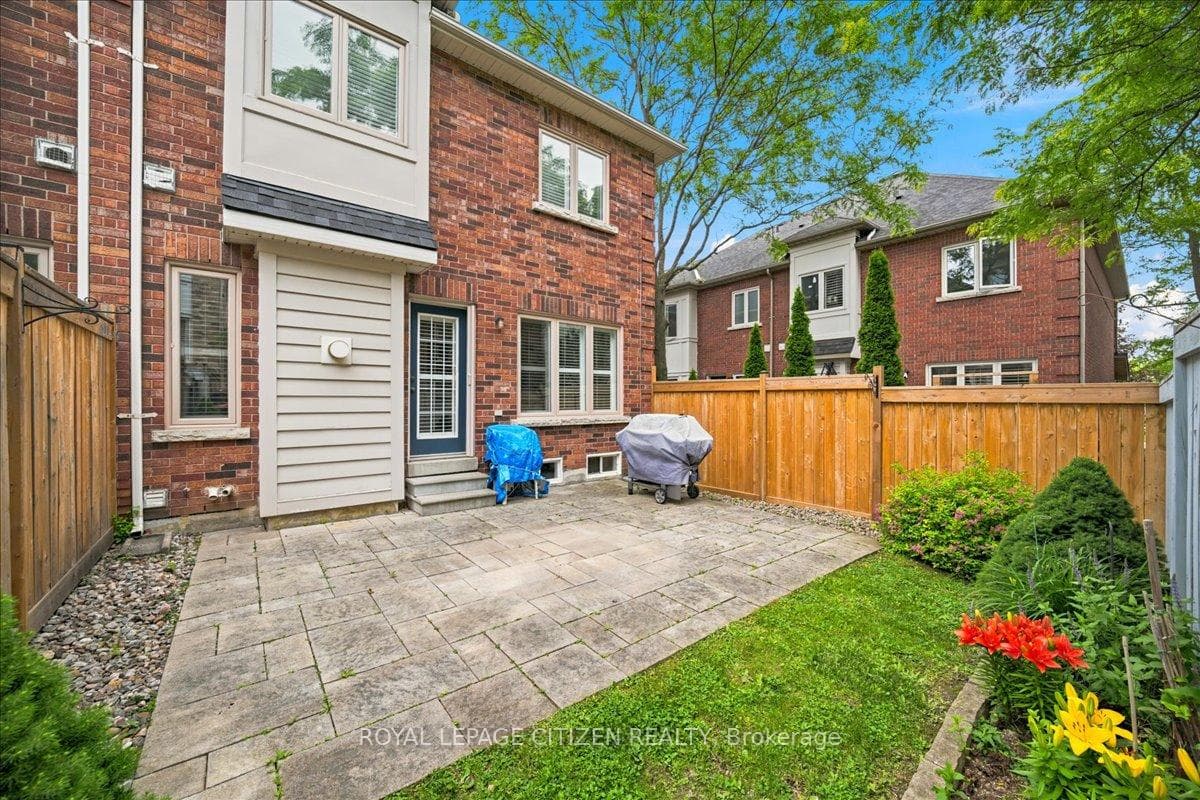 255 Shaftsbury Avenue Unit 36 photo 46