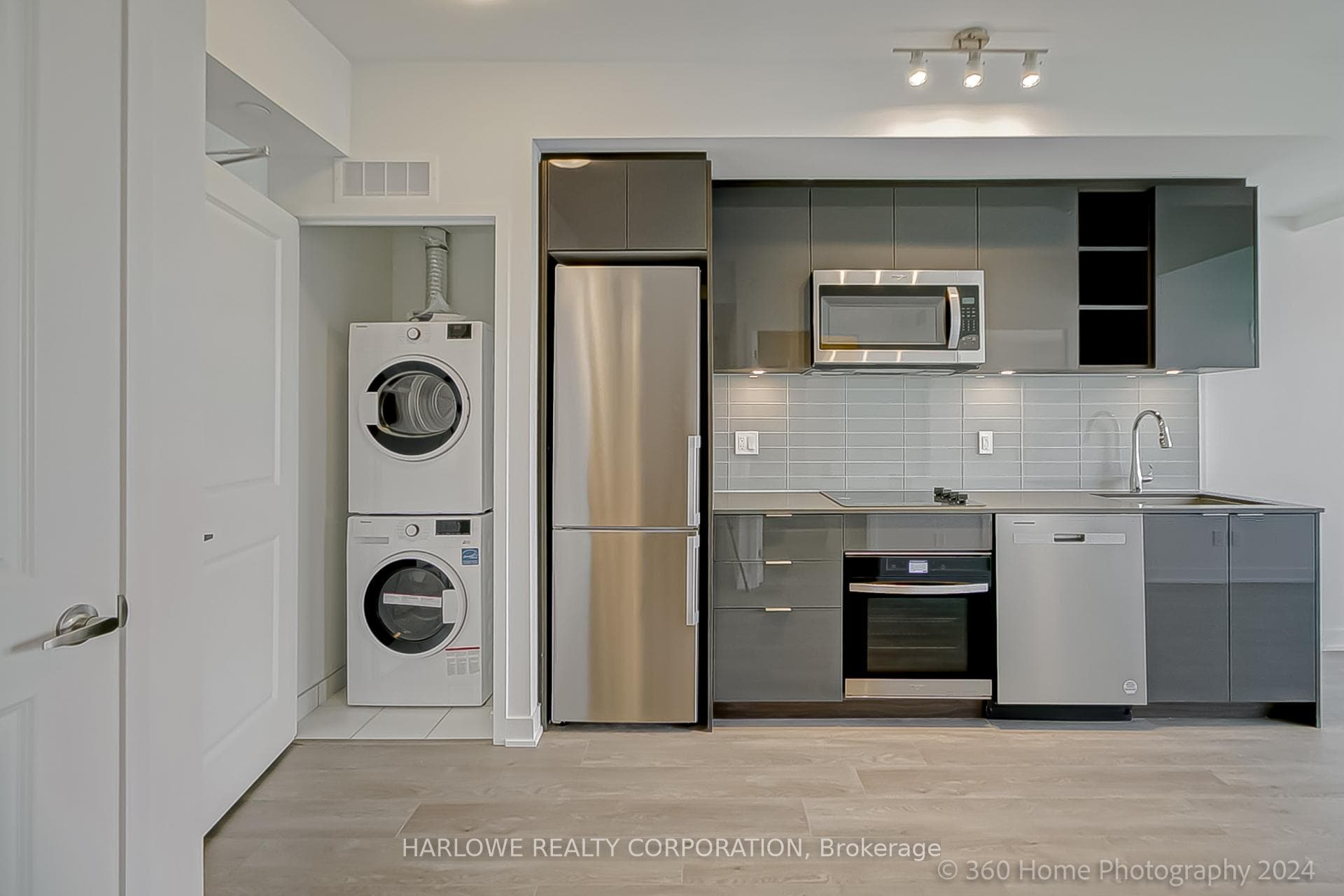 543 Richmond Street Unit 1003 photo 4