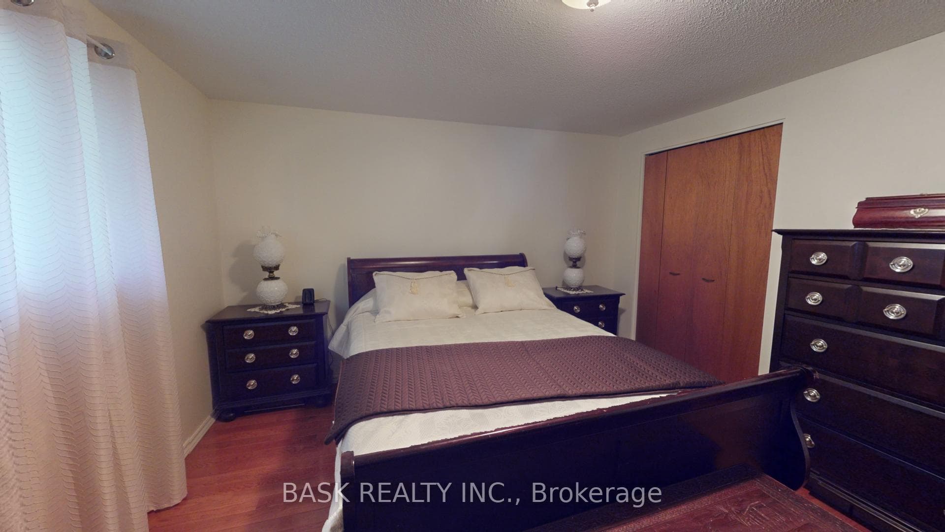 119 Hillbrook Crescent photo 19