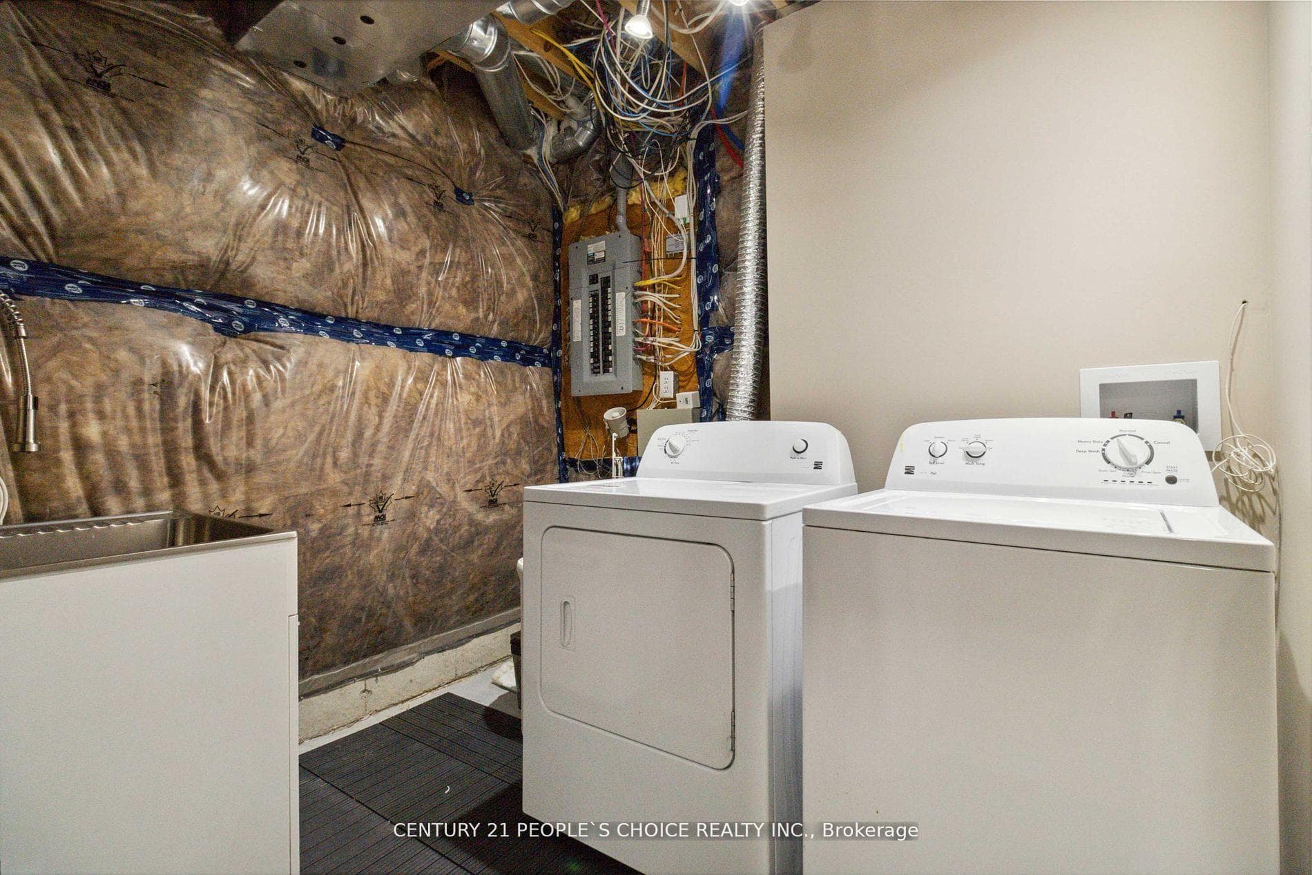 44 Snowberry Crescent photo 26