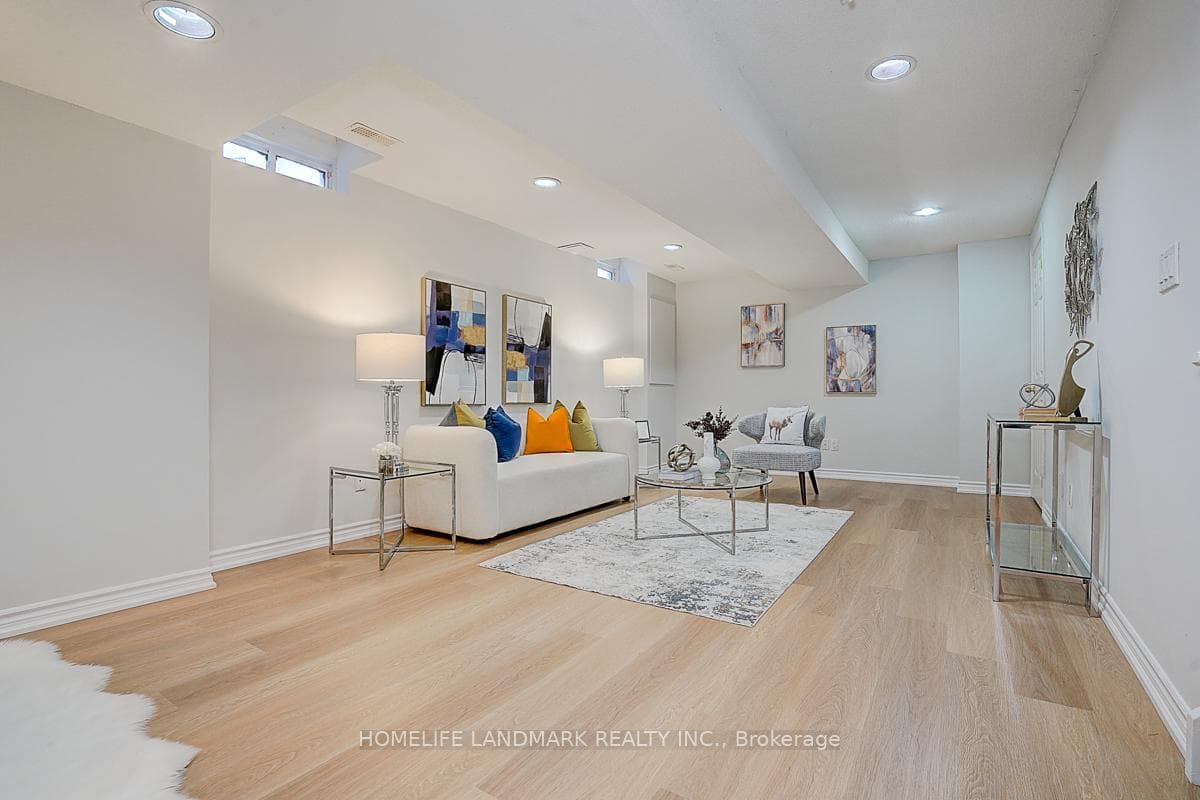 298 Harbord Street photo 39