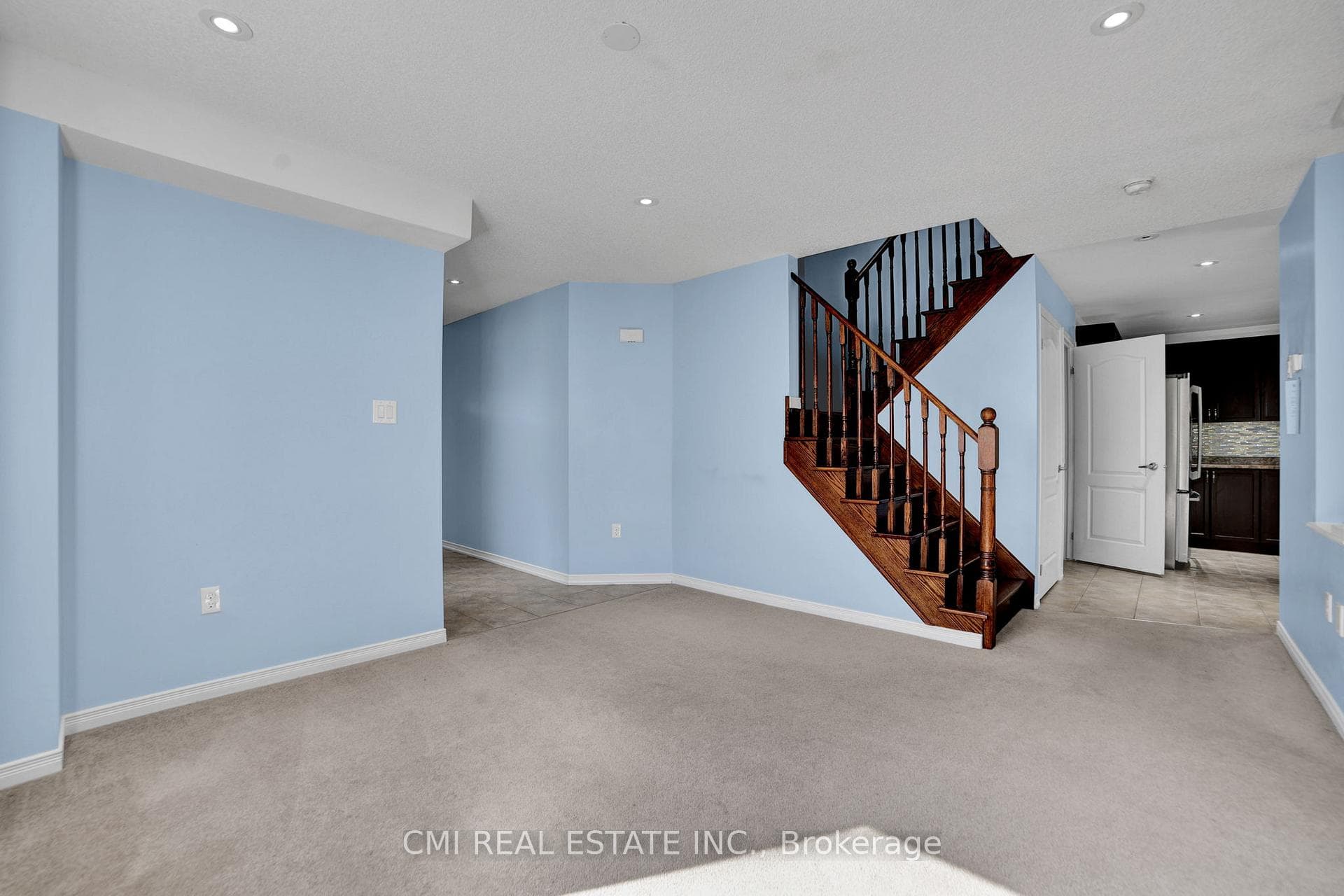 1218 Leslie Drive photo 10