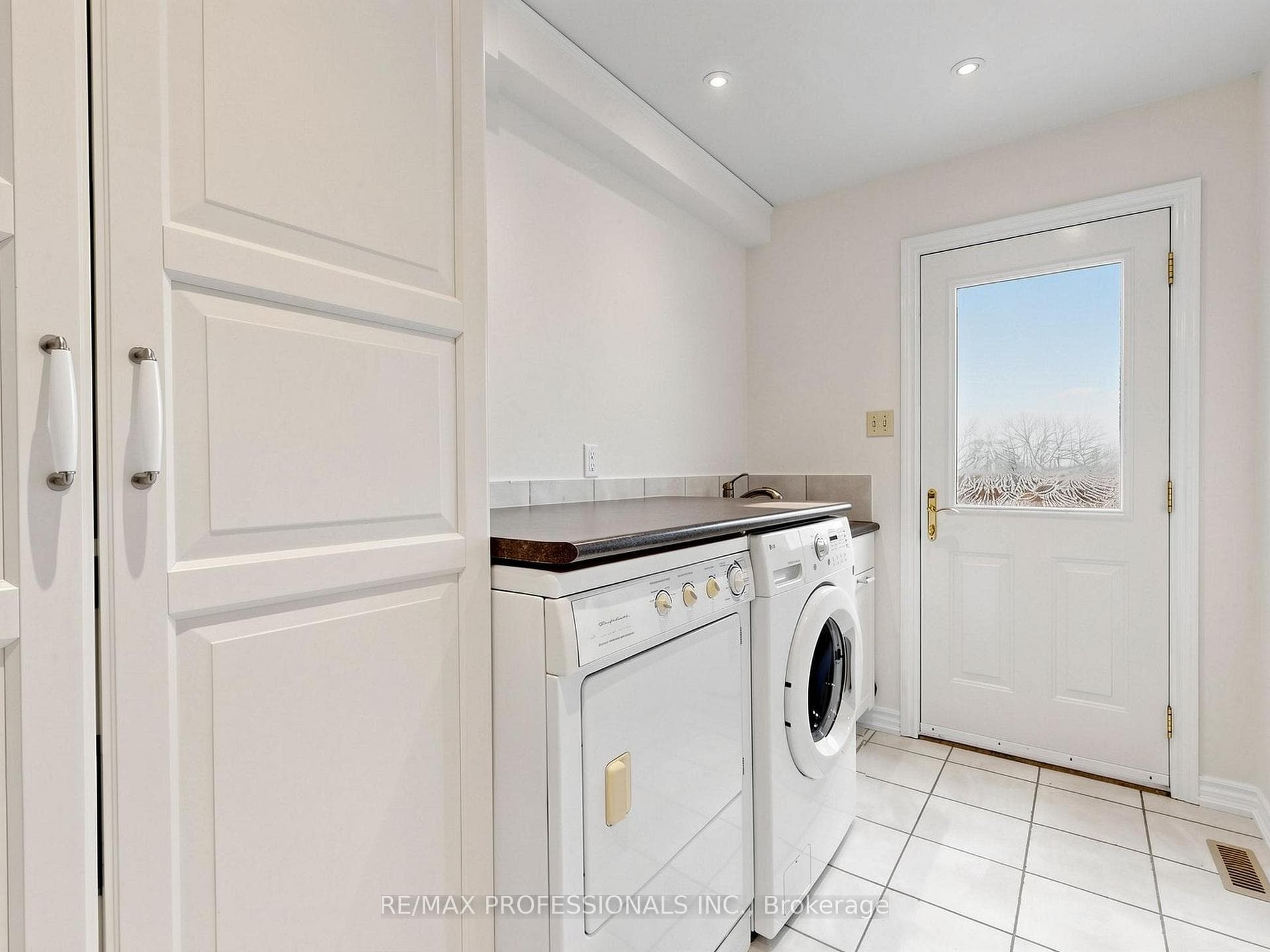 5 Muirdale Avenue photo 29
