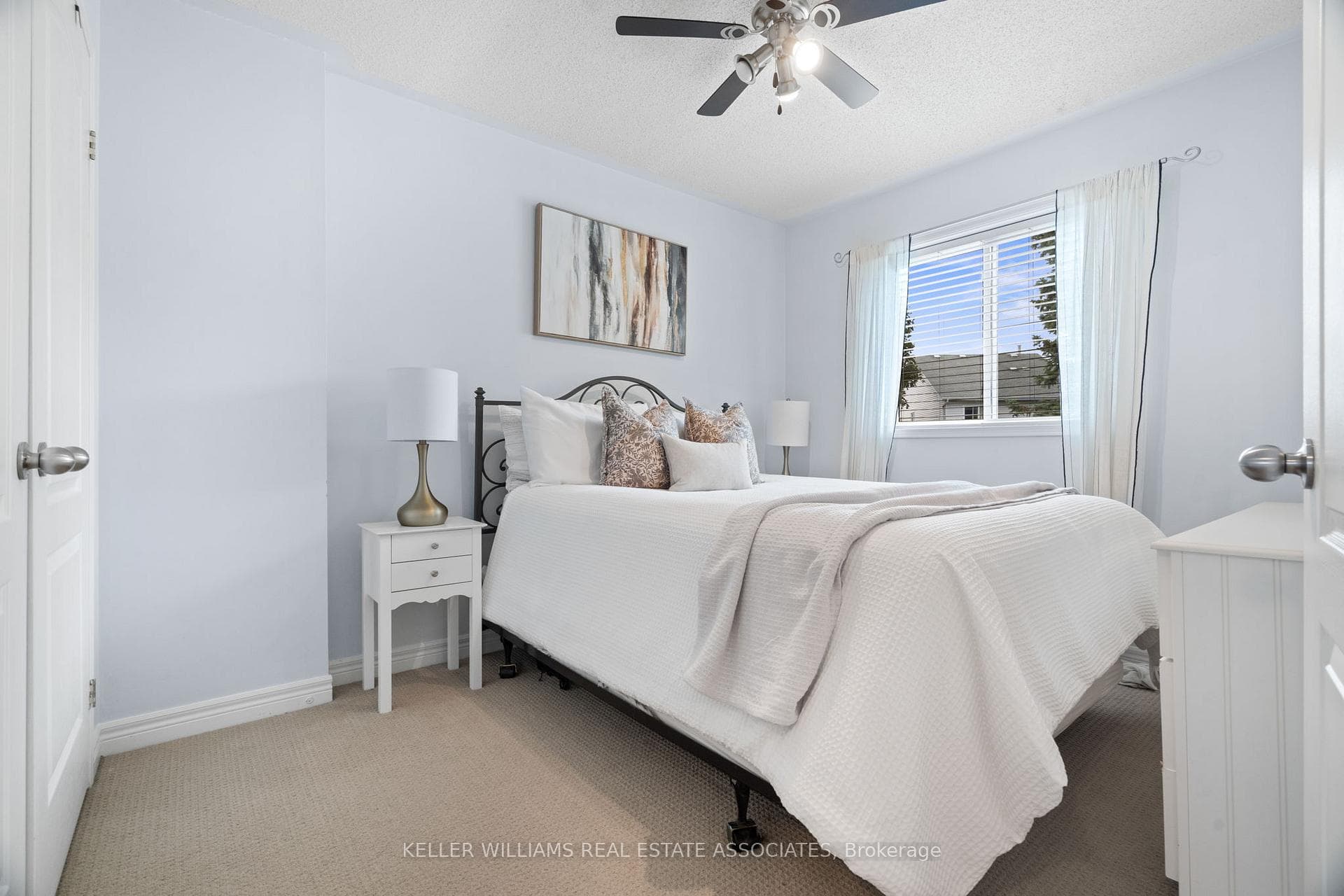 152 Richfield Square photo 20