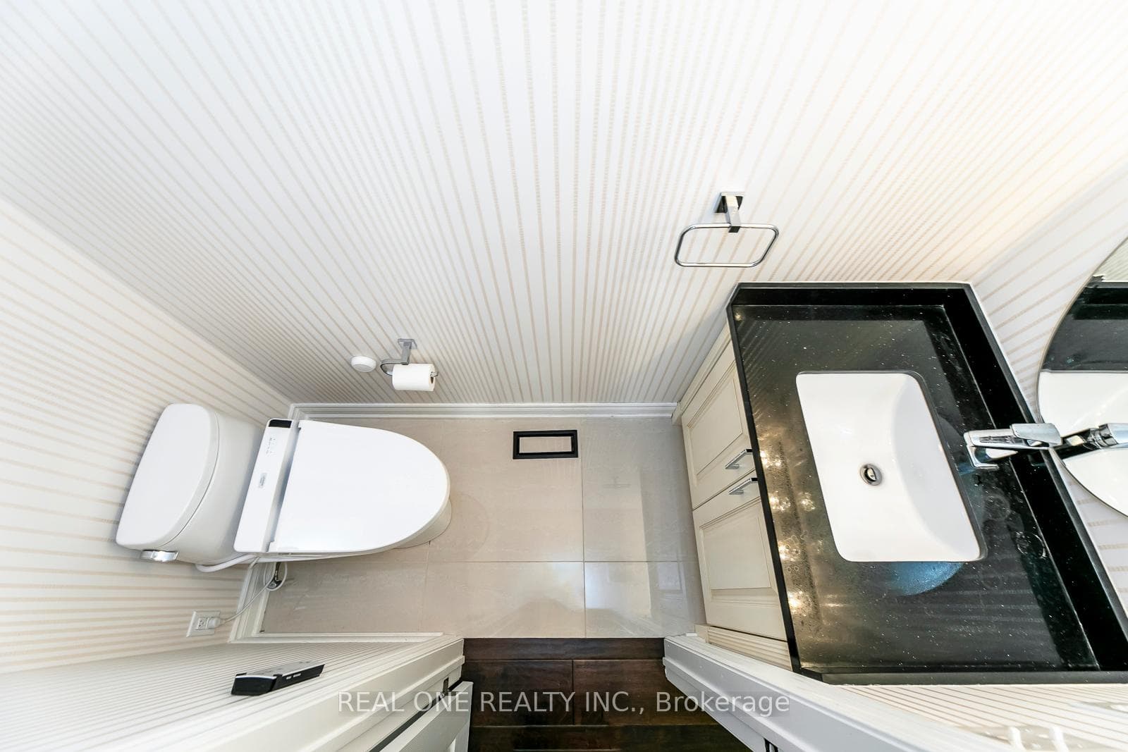 5523 Freshwater Drive photo 19