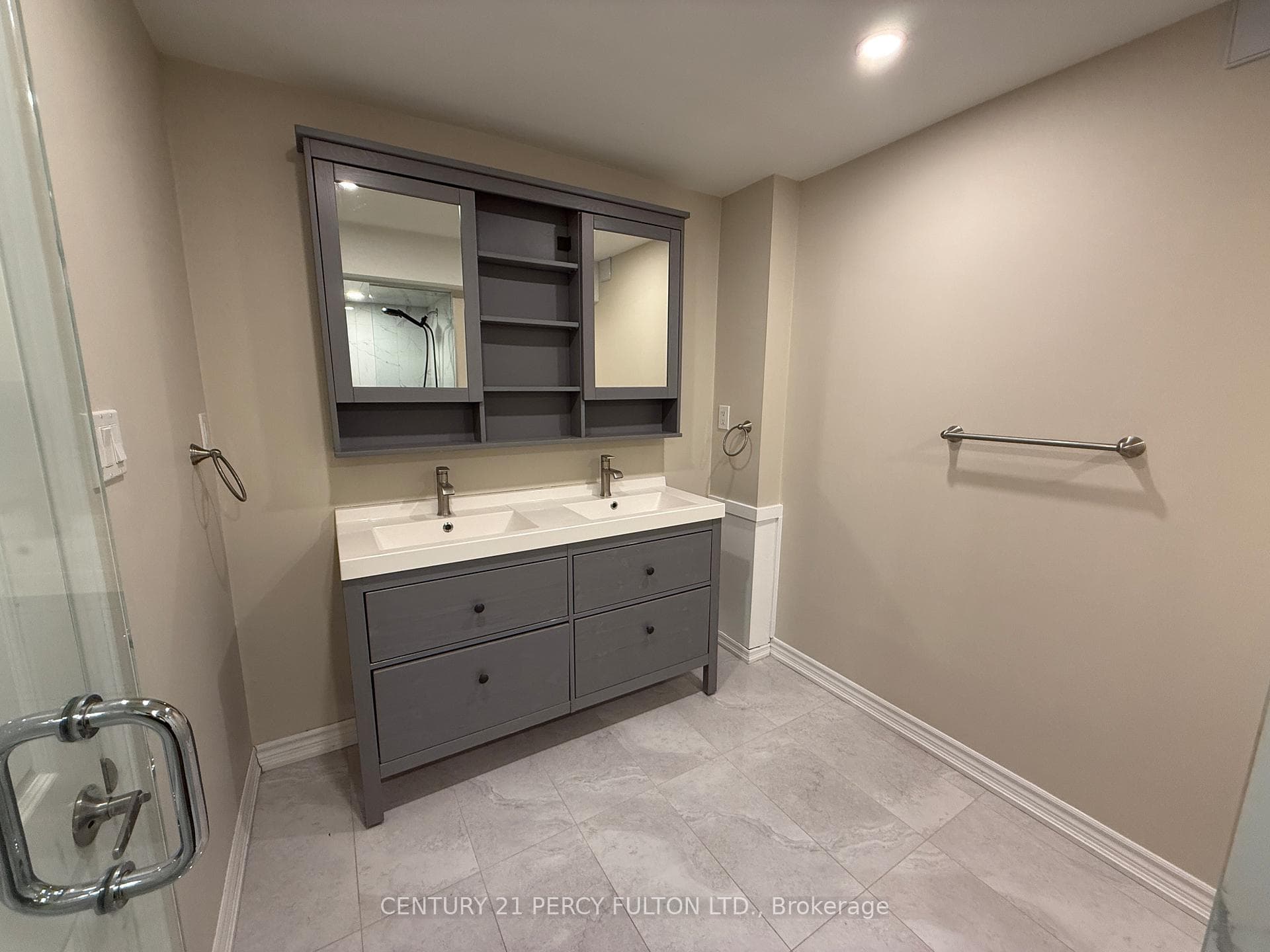 7 Redmond Drive photo 6