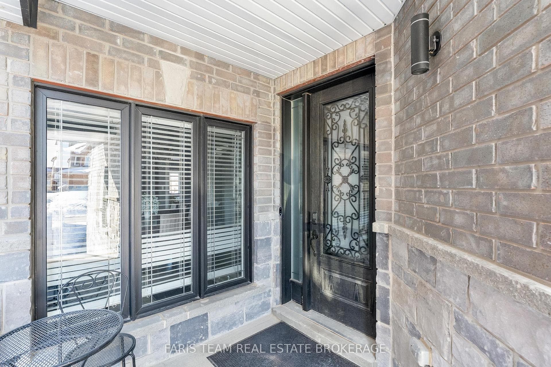 1816 Lamstone Street photo 4