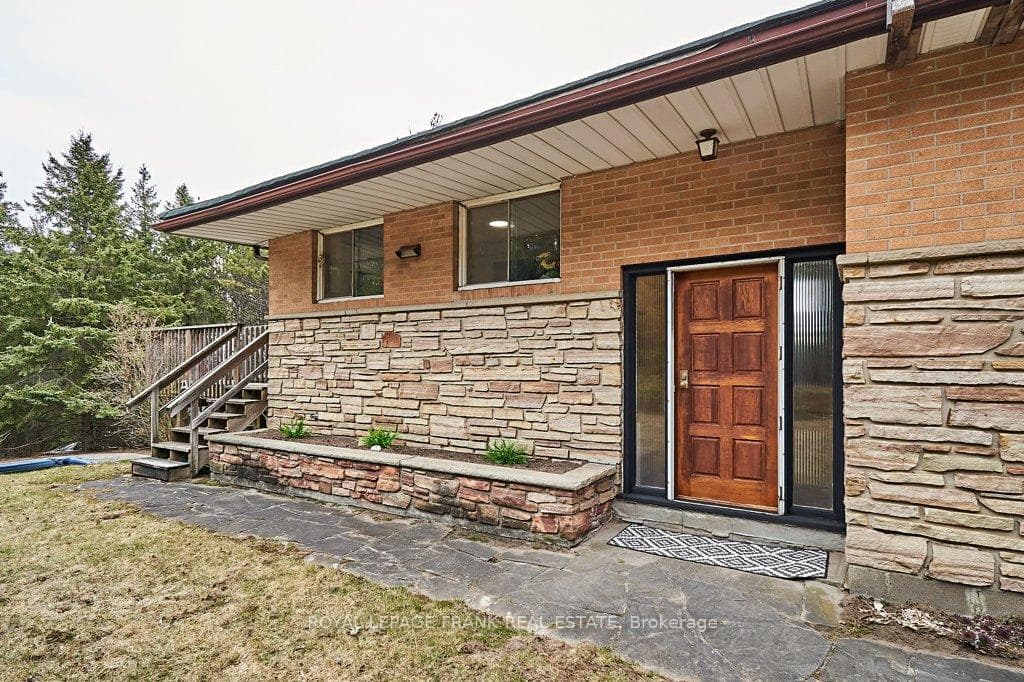 316 Wagg Road photo 3