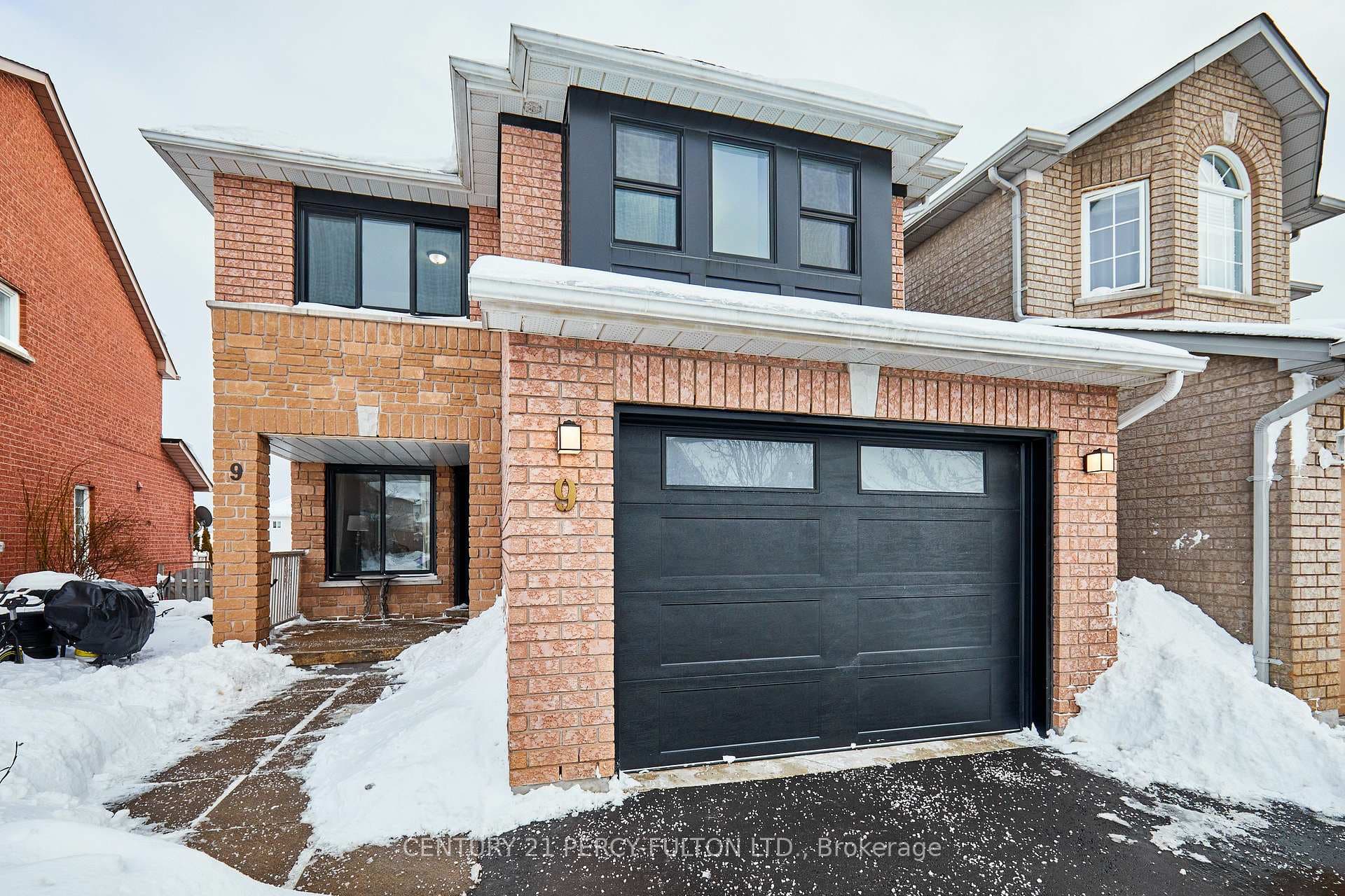 9 Brodie Court photo 1
