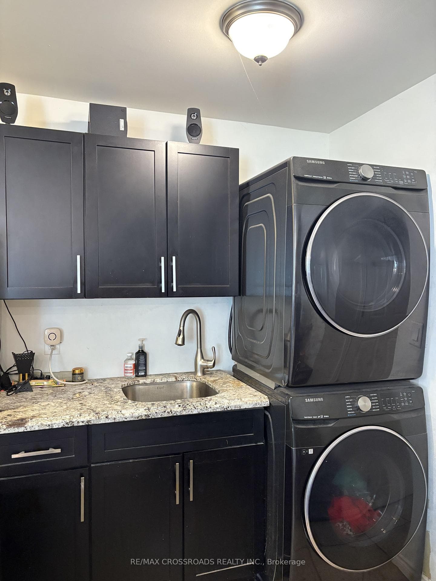 62 Sanders Boulevard photo 16