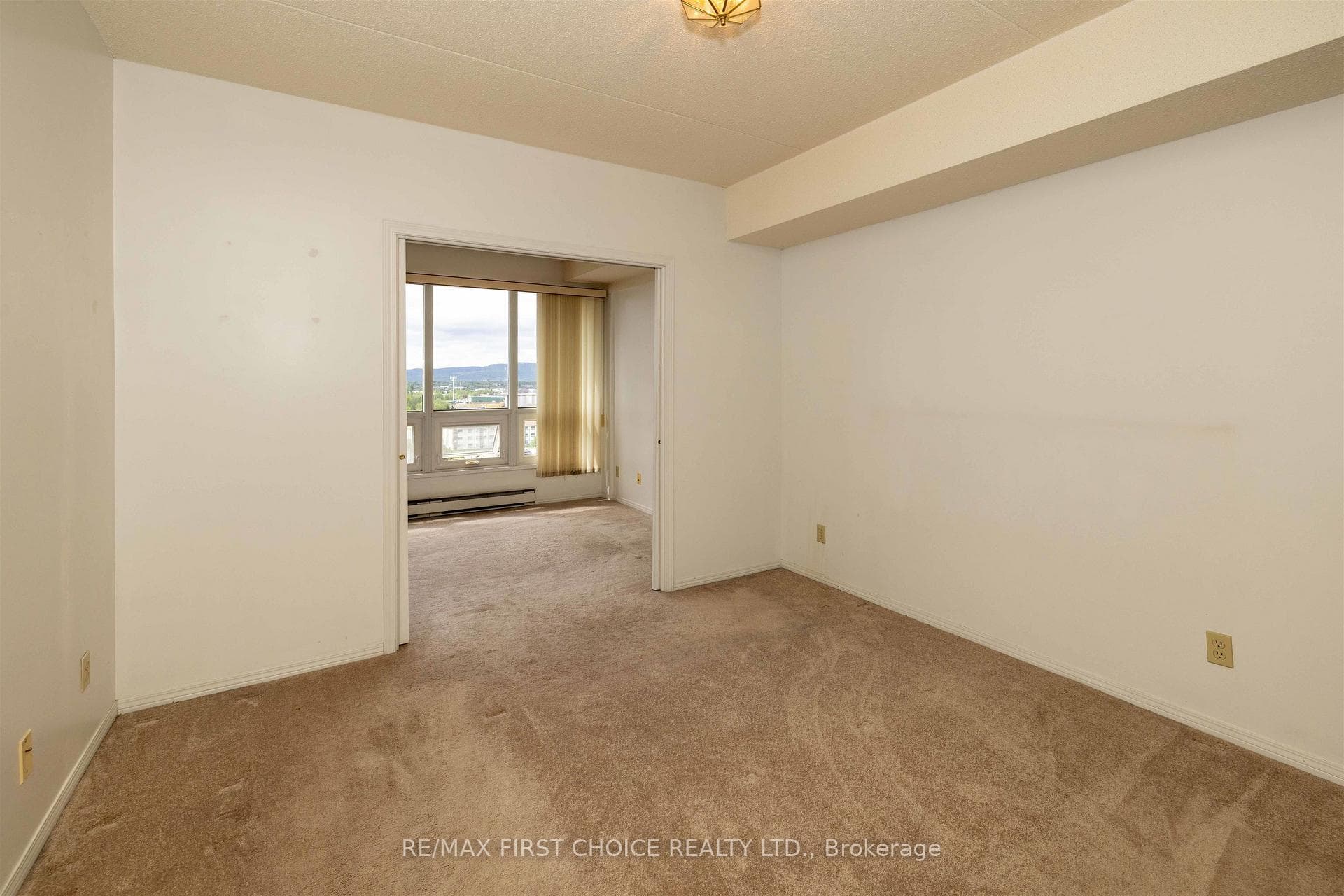 590 Beverly Street Unit 802 photo 17