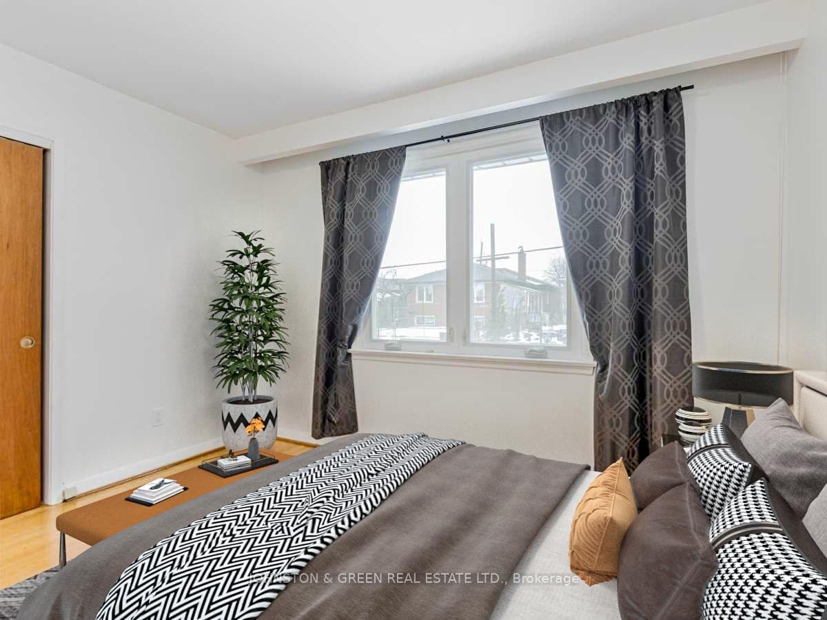 190 Ranee Avenue photo 15
