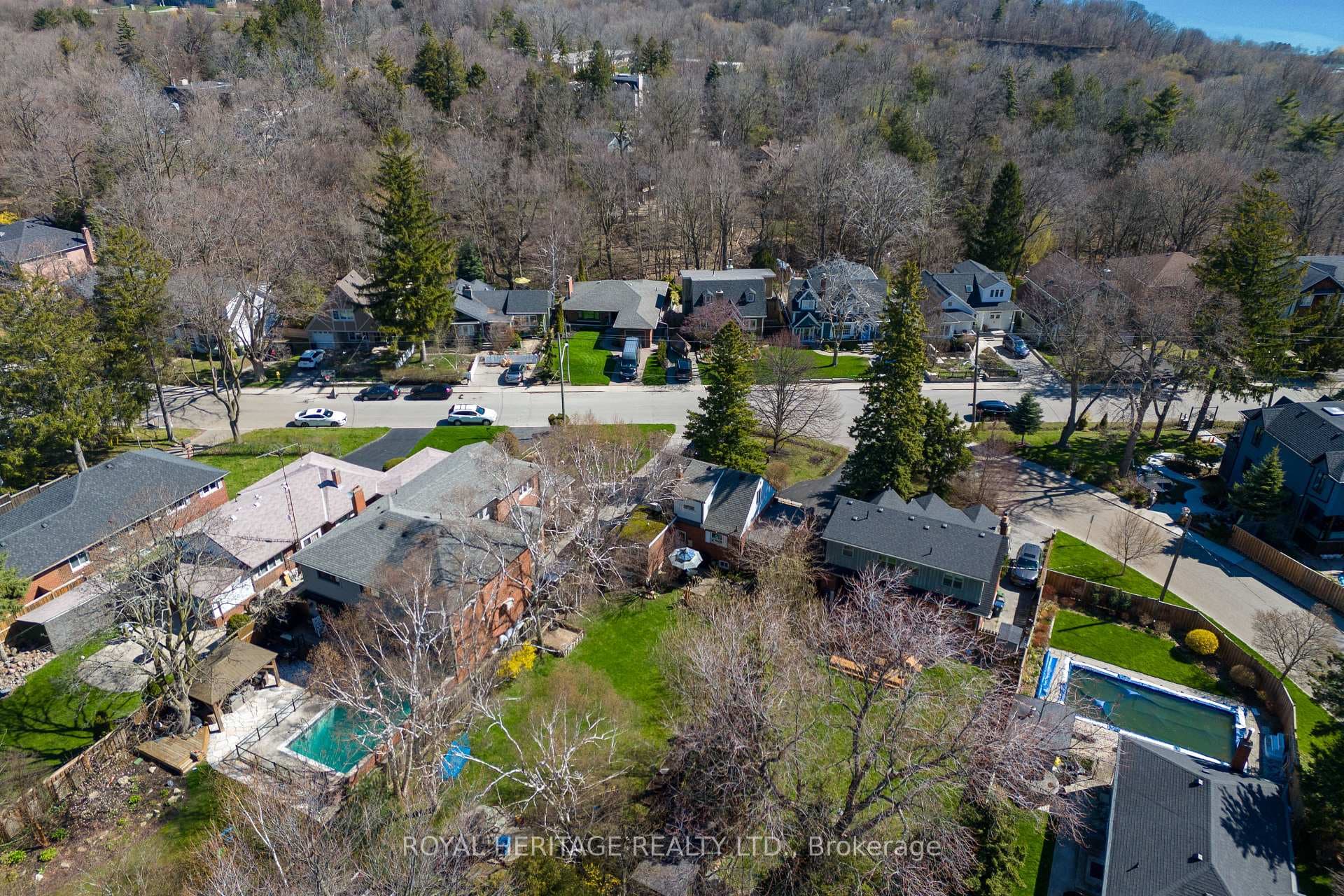 36 Cliffcrest Drive photo 13