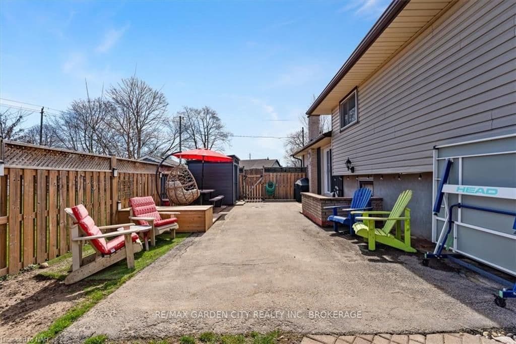 67 LOUIS Avenue photo 30