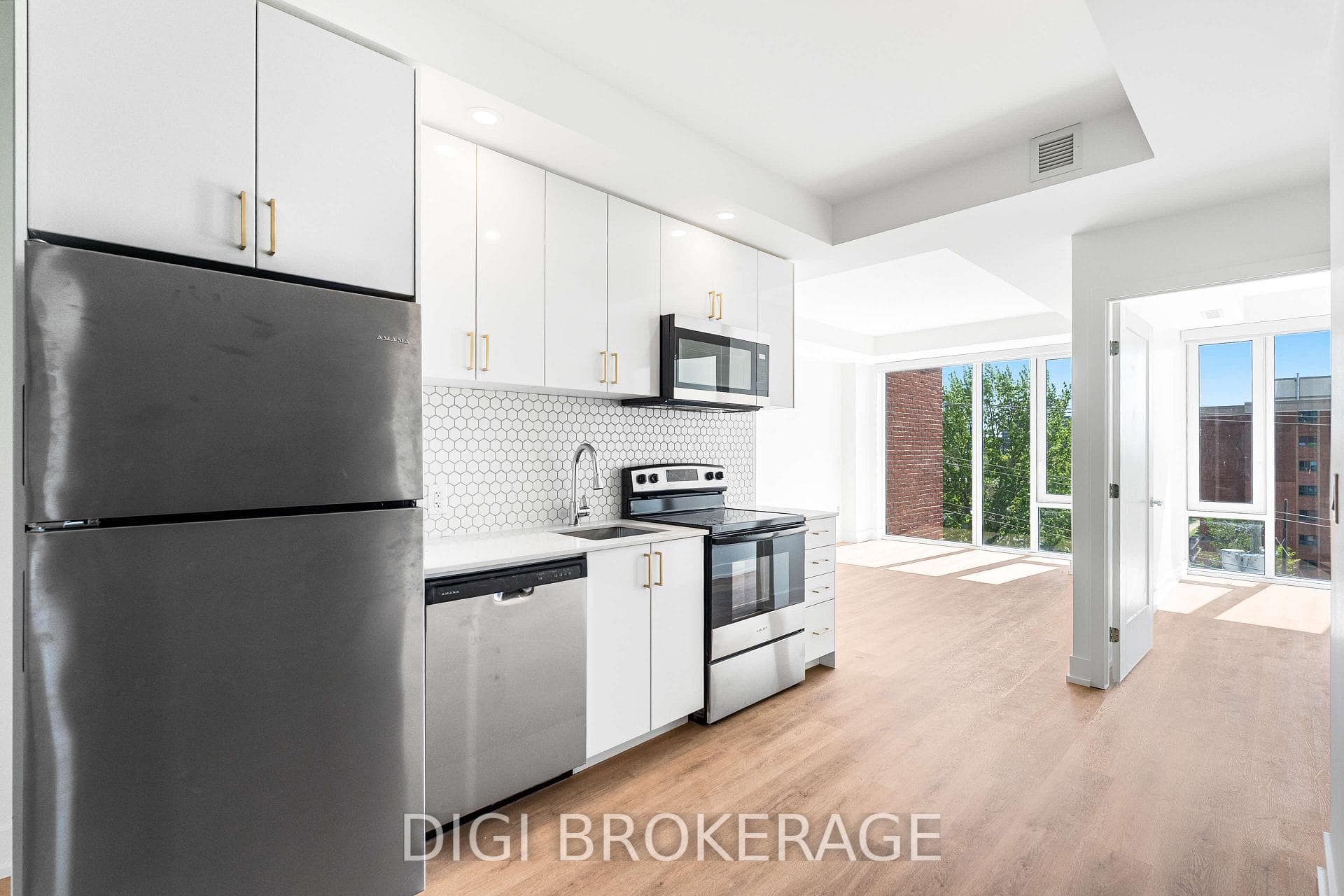 2070 SCOTT Street Unit 604 photo 2
