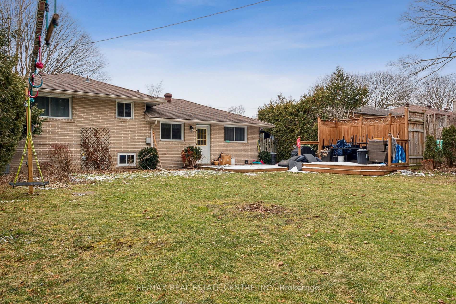 84 Rose Street photo 6