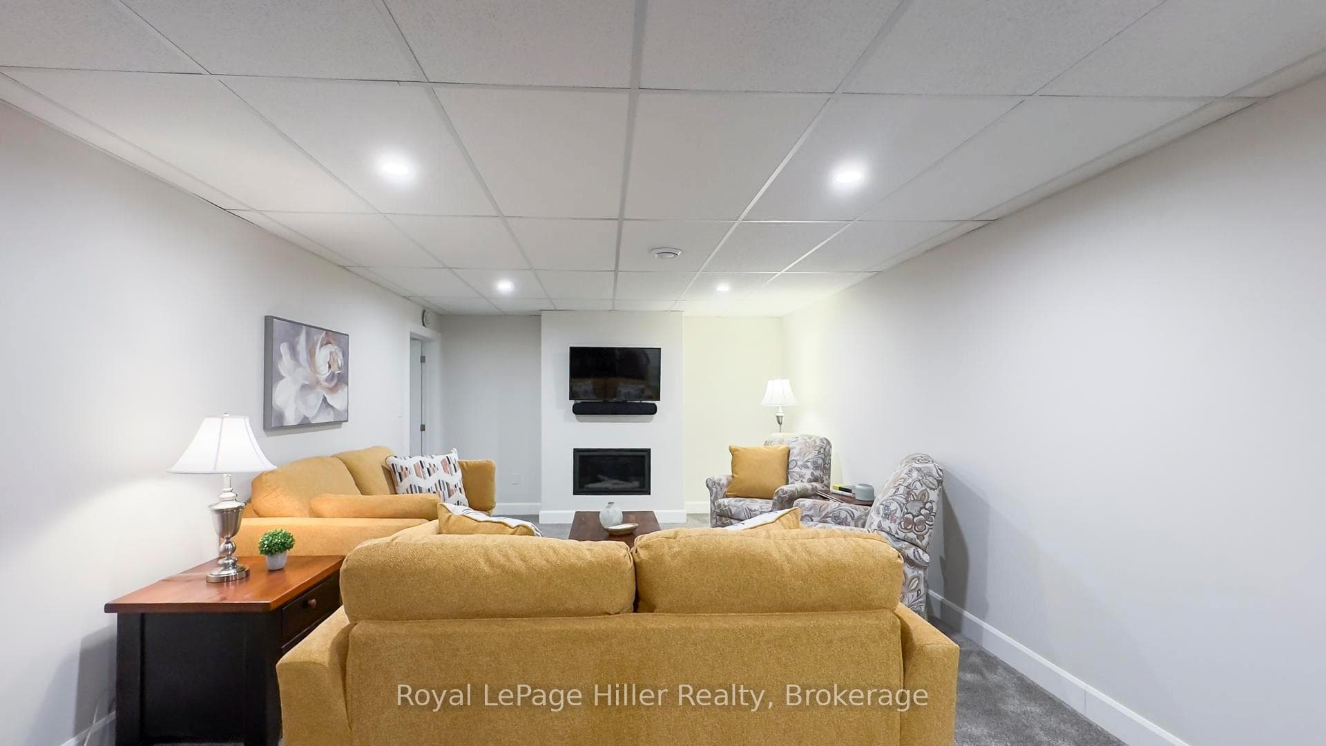 24 Upper Thames Lane Unit 3 photo 37