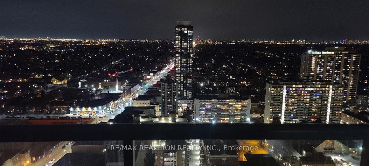 30 Roehampton Avenue Unit 2907 photo 18