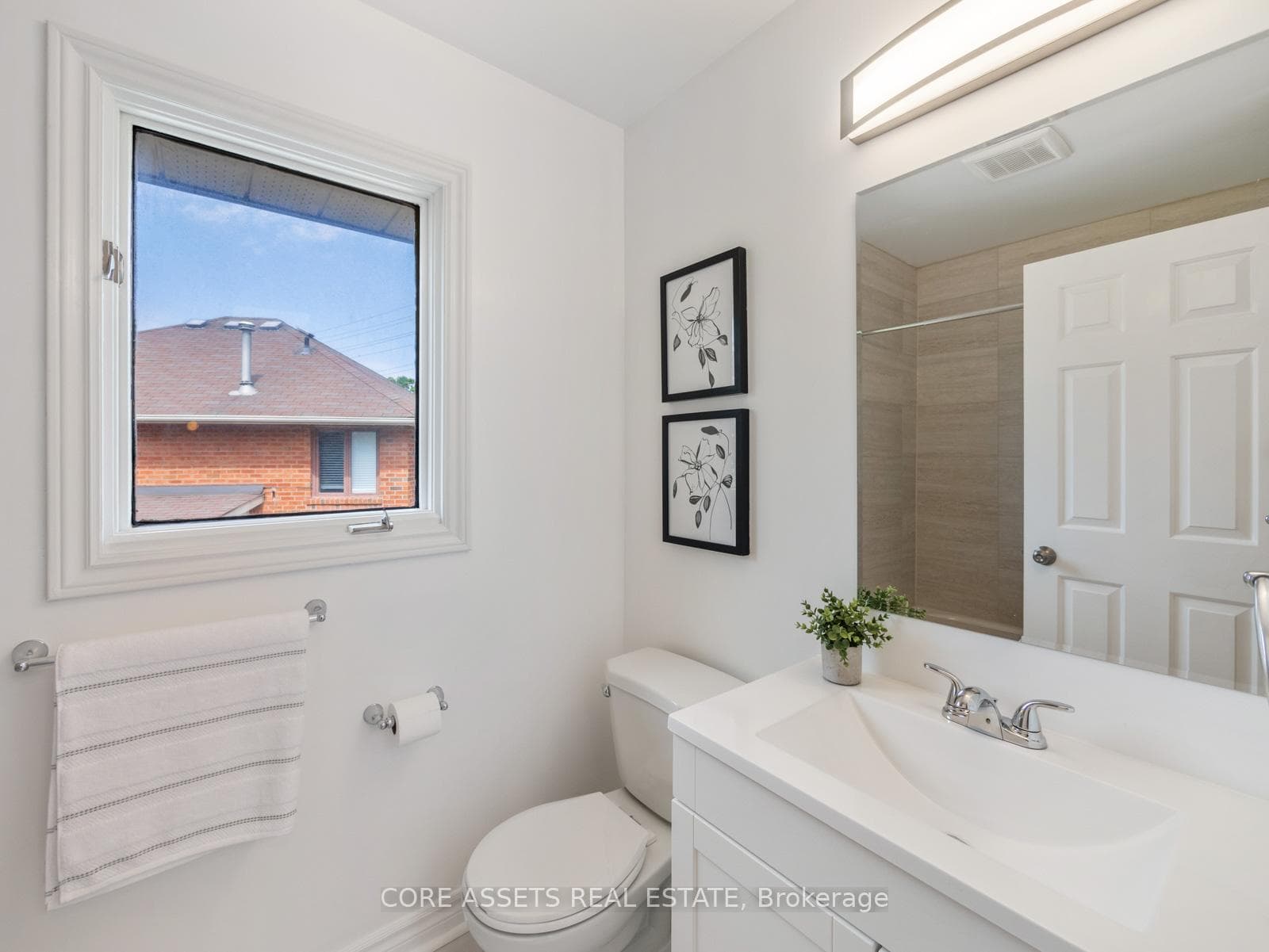 4242 Perivale Road photo 29