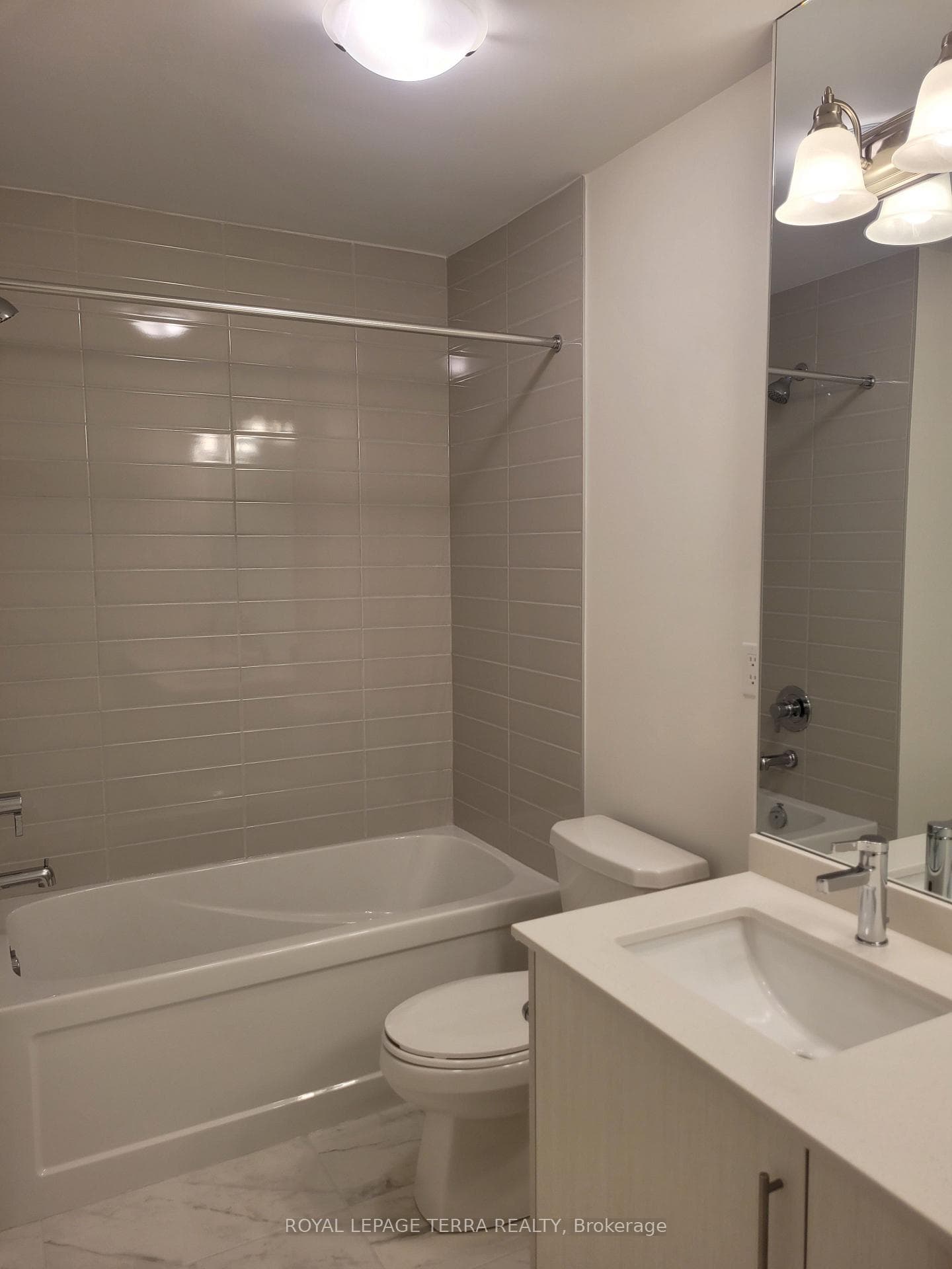 81 Bermondsey Way photo 15