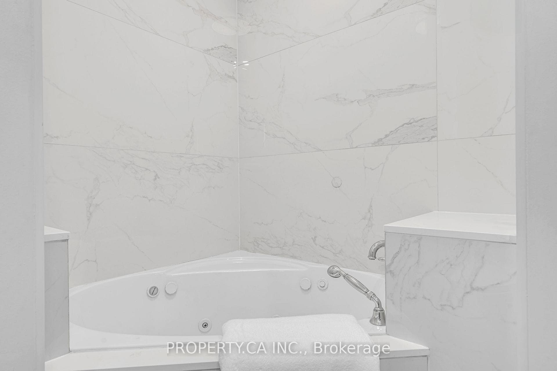 39 Black Hawk Way photo 34