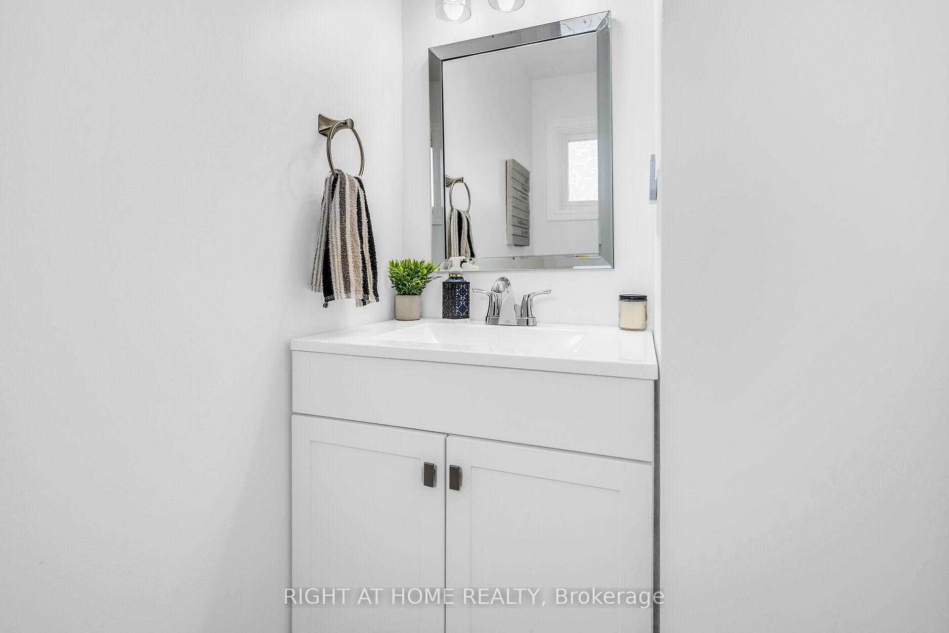 2050 Upper Middle Road Unit 10 photo 35