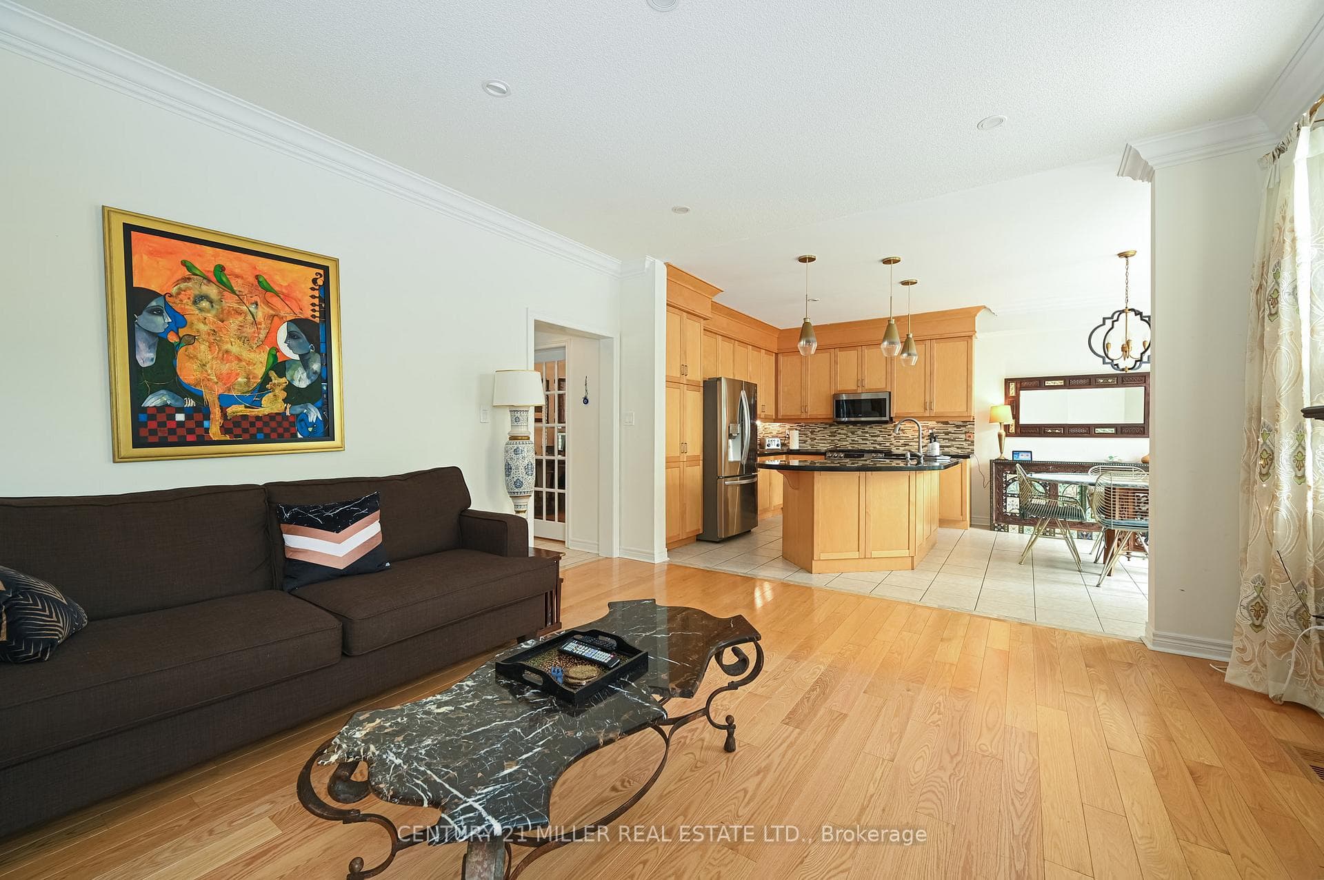 2434 Millrun Drive photo 12