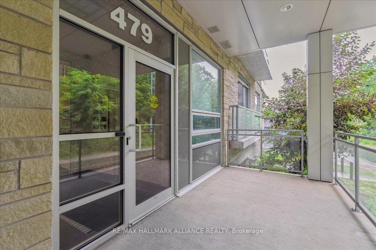 479 Charlton Avenue Unit 402 photo 3