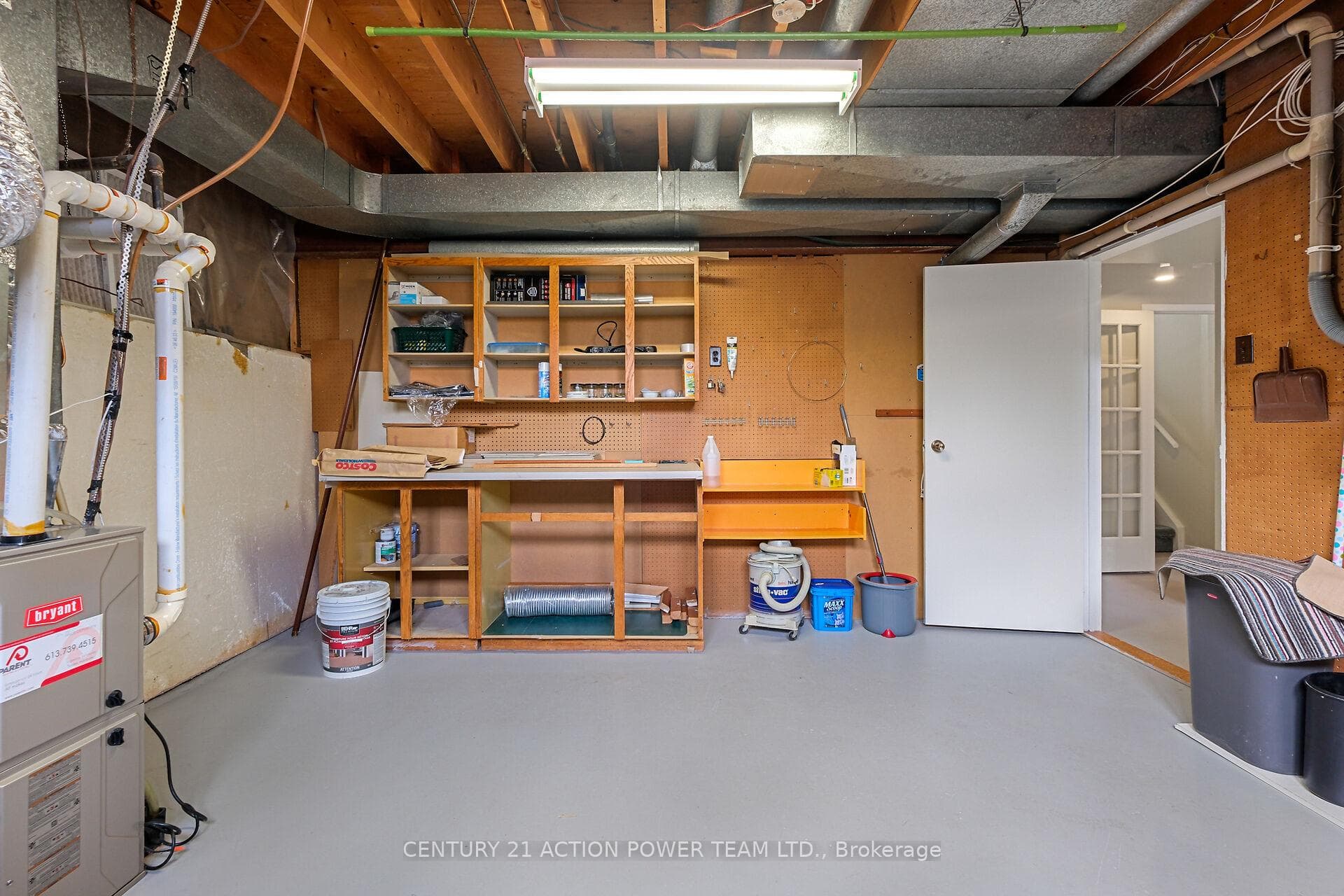 1535 St. Georges Street photo 41