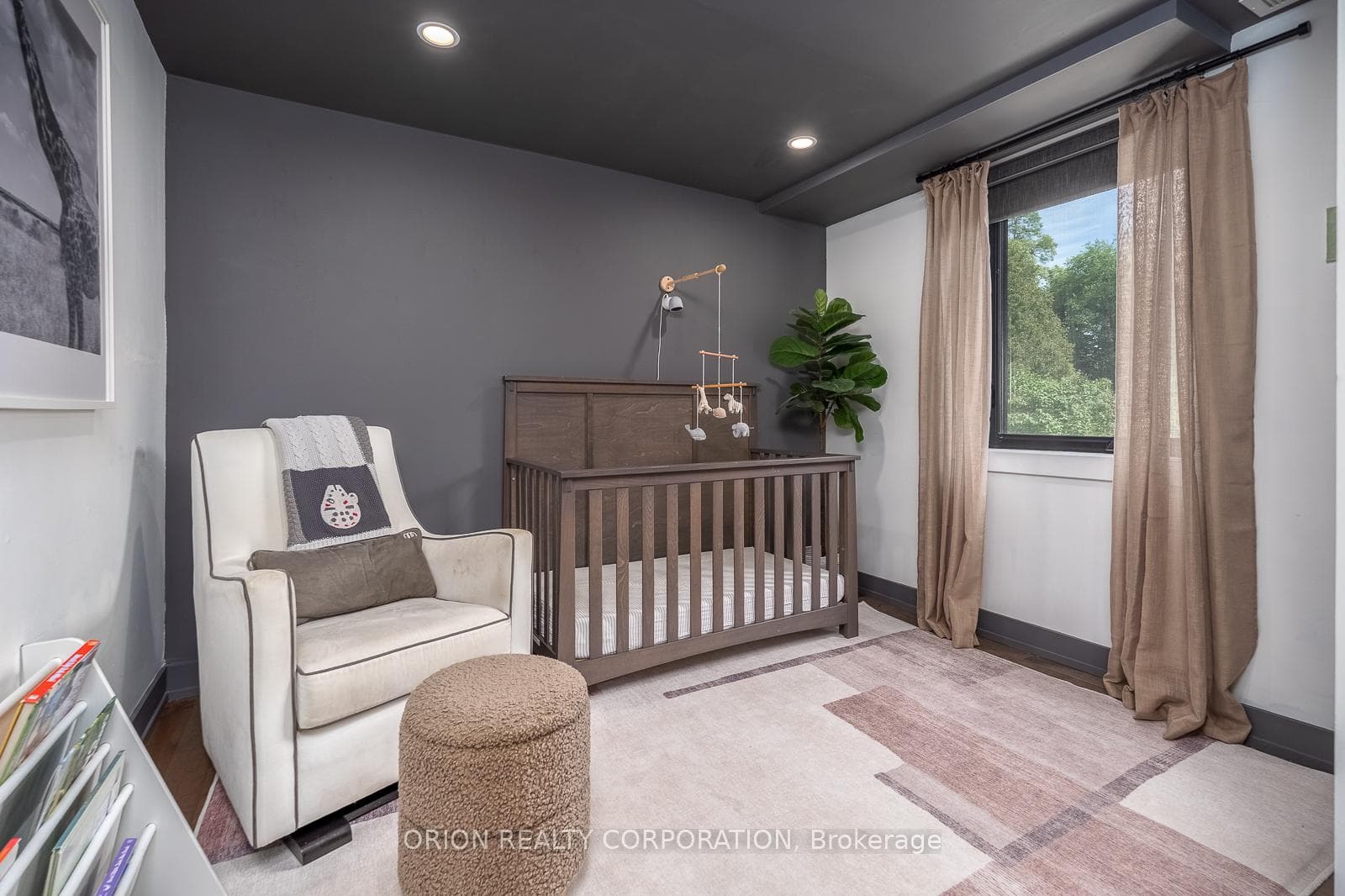 185 Glenholme Avenue photo 21
