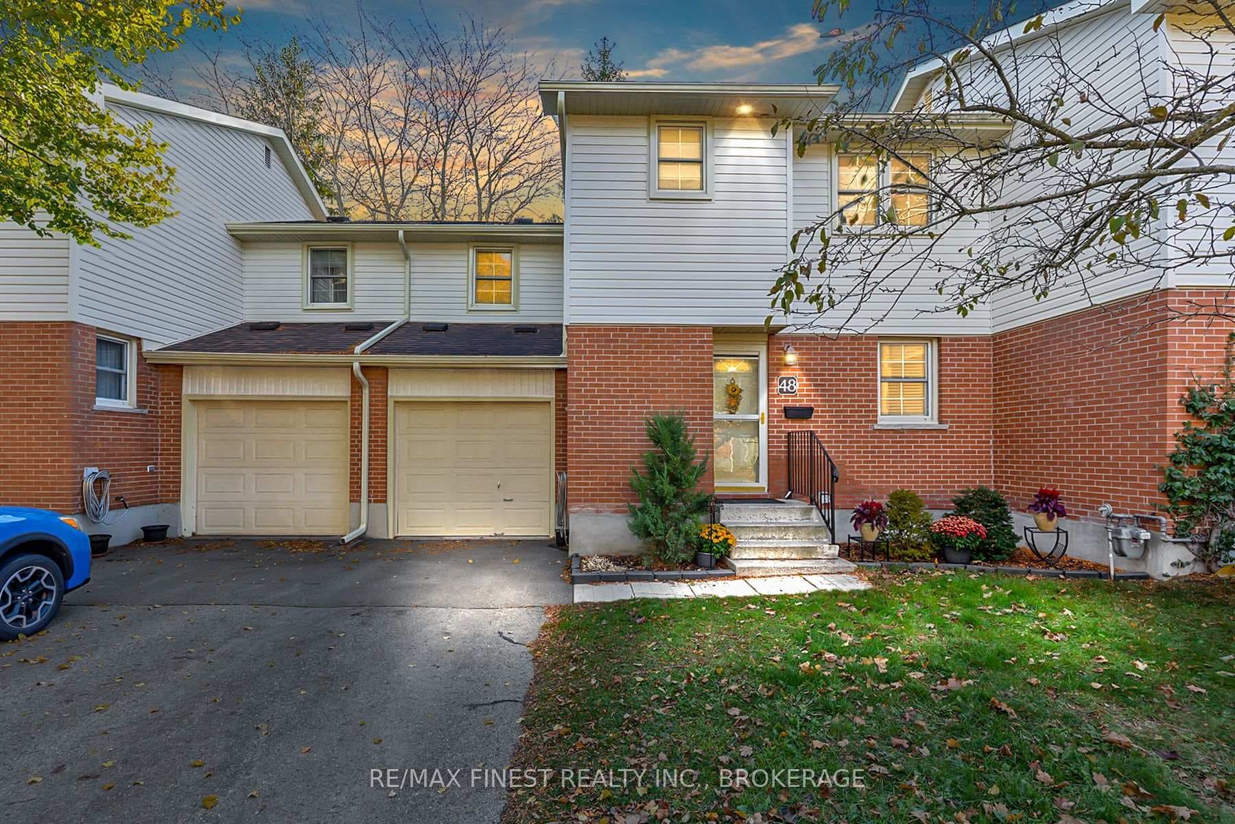 19 Macpherson Avenue Unit 48 photo 1